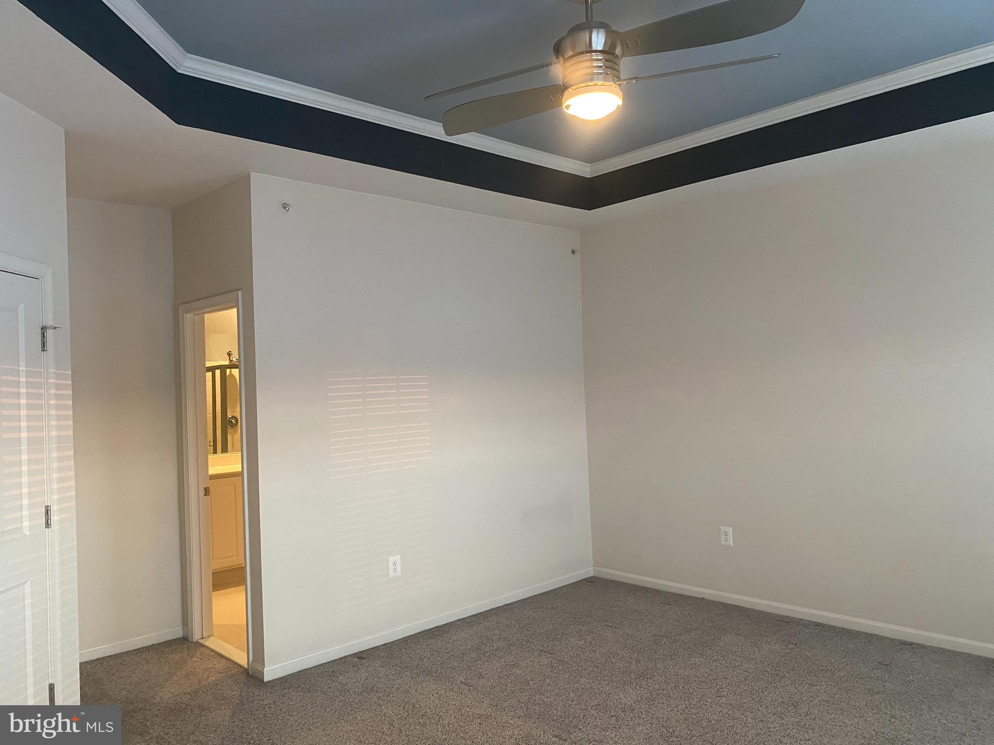 MADISON CRESCENT CONDOMINIUM - Residential Lease