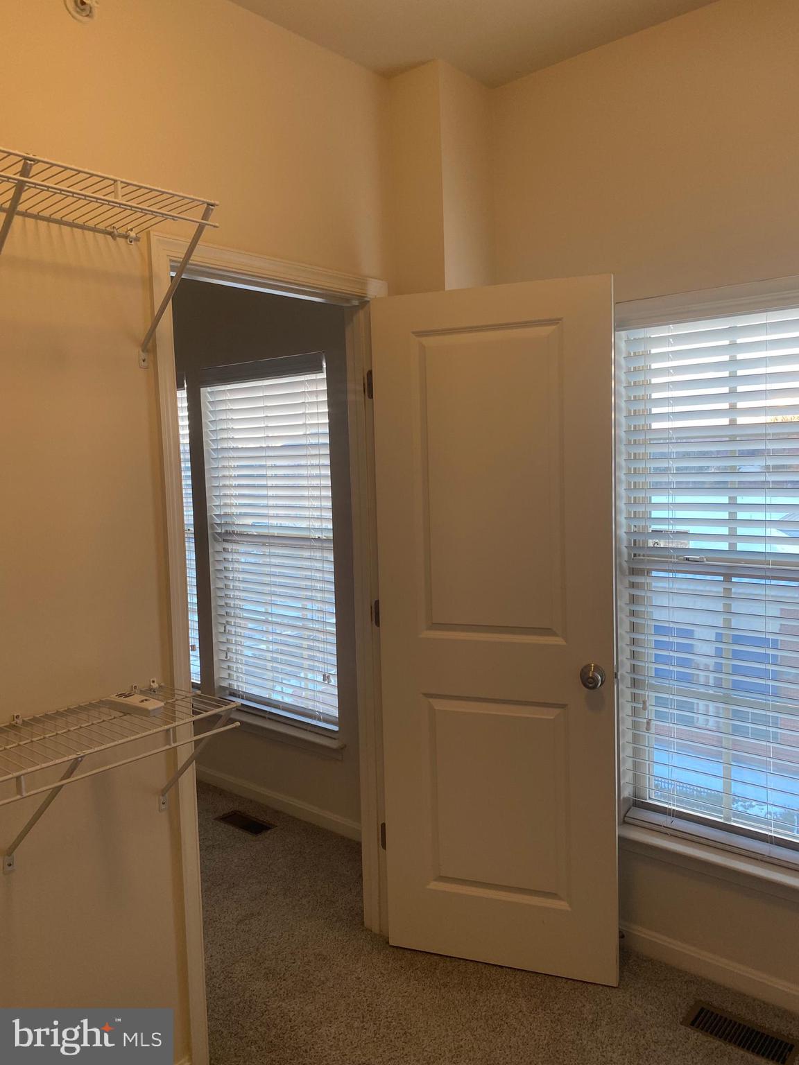 MADISON CRESCENT CONDOMINIUM - Residential Lease