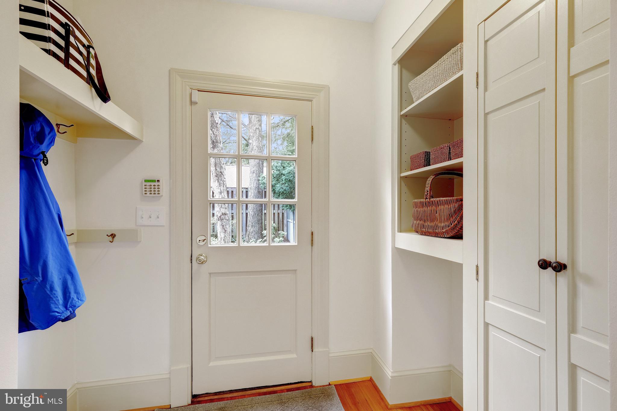 FOREST HILLS - Residential