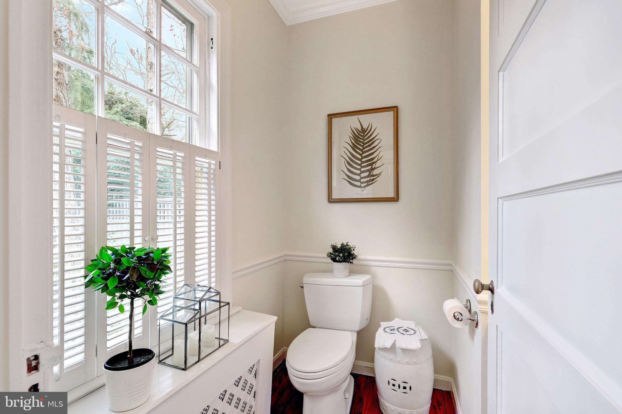 FOREST HILLS - Residential