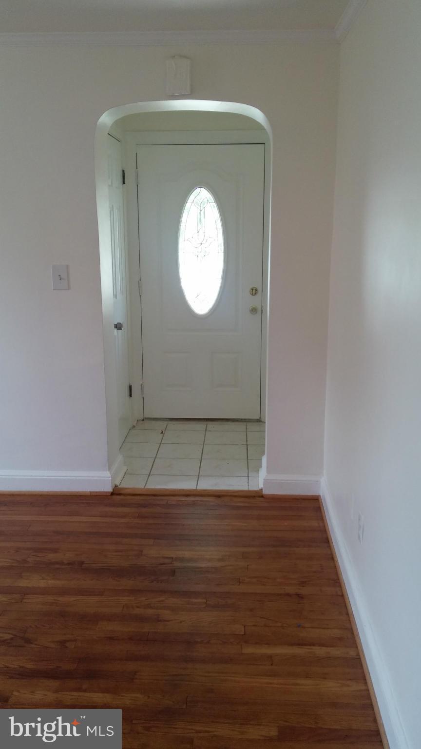 HAMPSHIRE KNOLLS - Residential