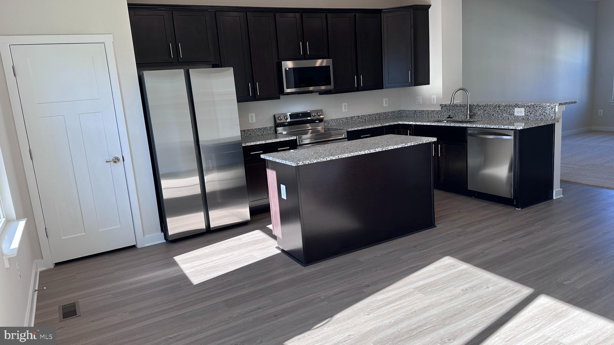 SOUTH BROOK - Residential Lease