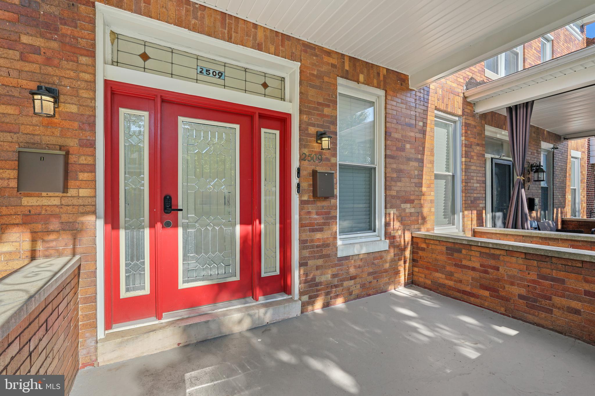 2509 LINDEN AVENUE 2