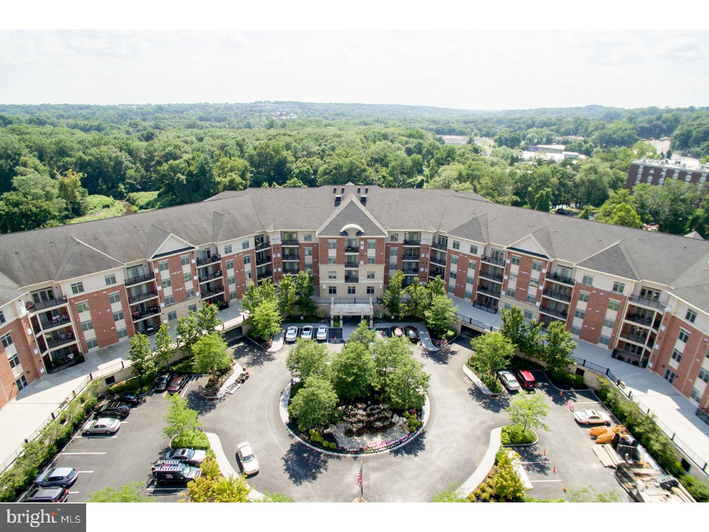 HUNTINGDON PLACE - Residential