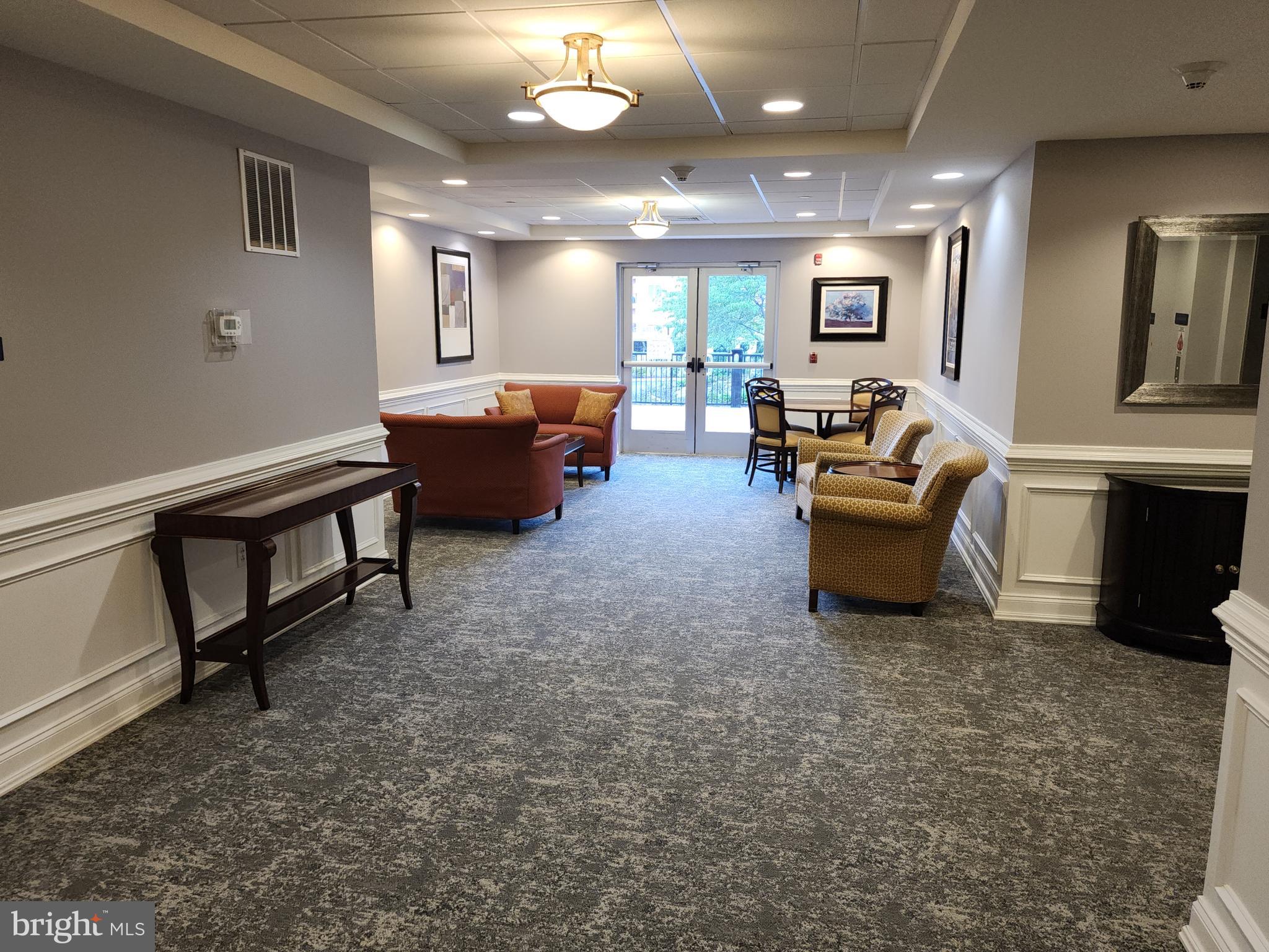 HUNTINGDON PLACE - Residential