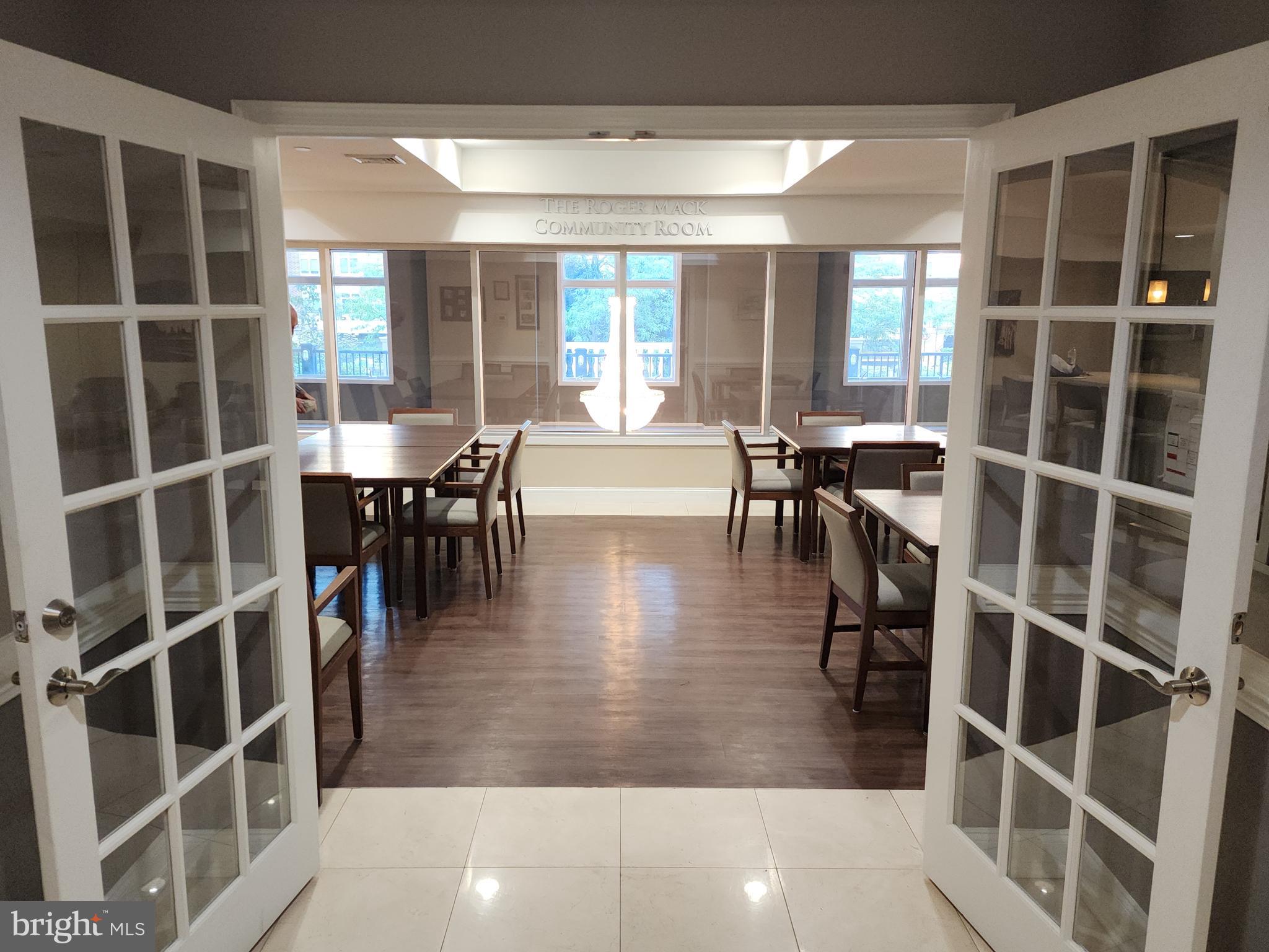 HUNTINGDON PLACE - Residential