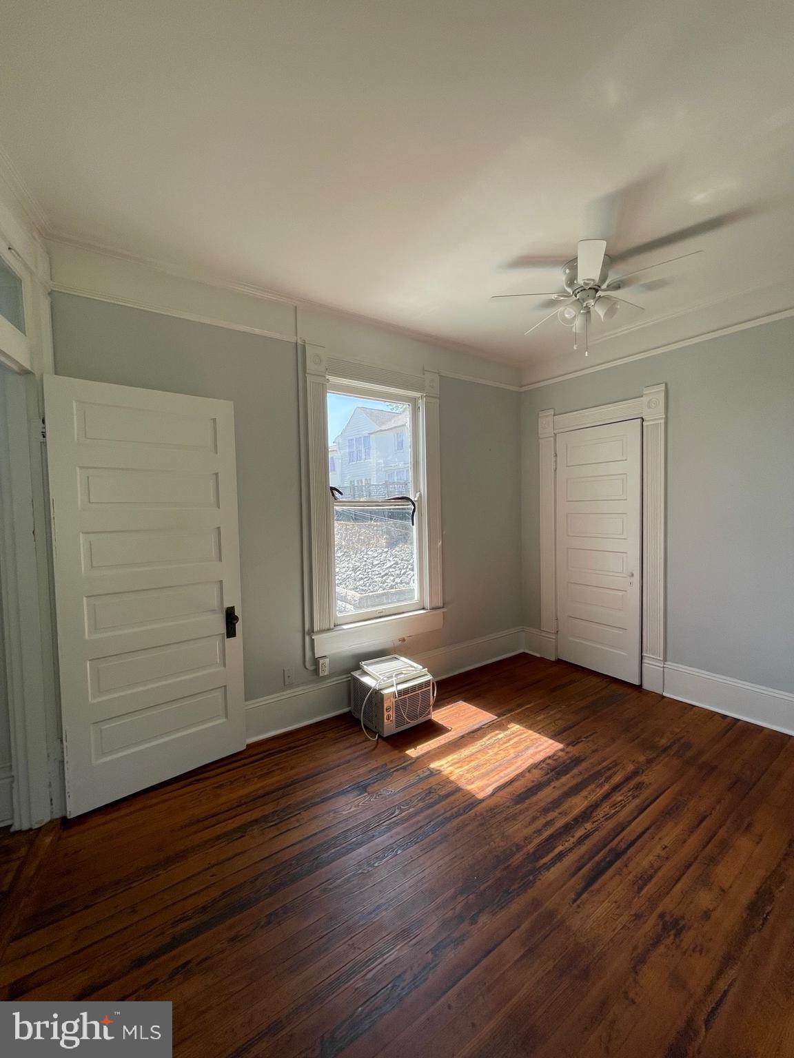 DOWNTOWN FREDERICKSBURG - Residential Lease