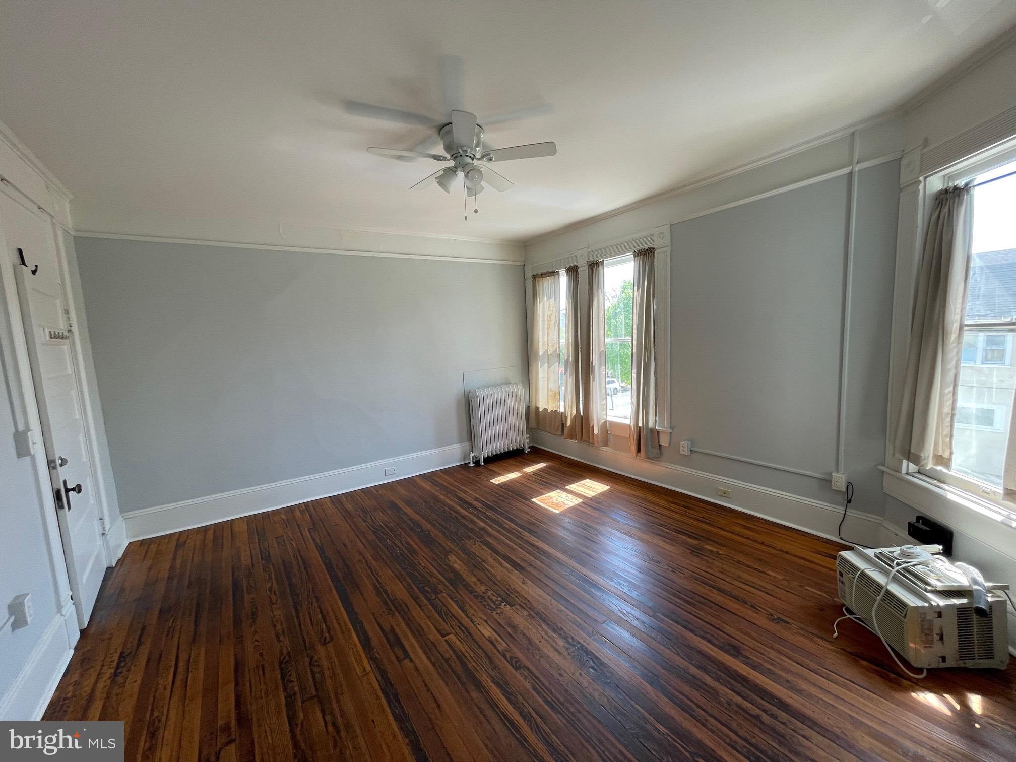 DOWNTOWN FREDERICKSBURG - Residential Lease