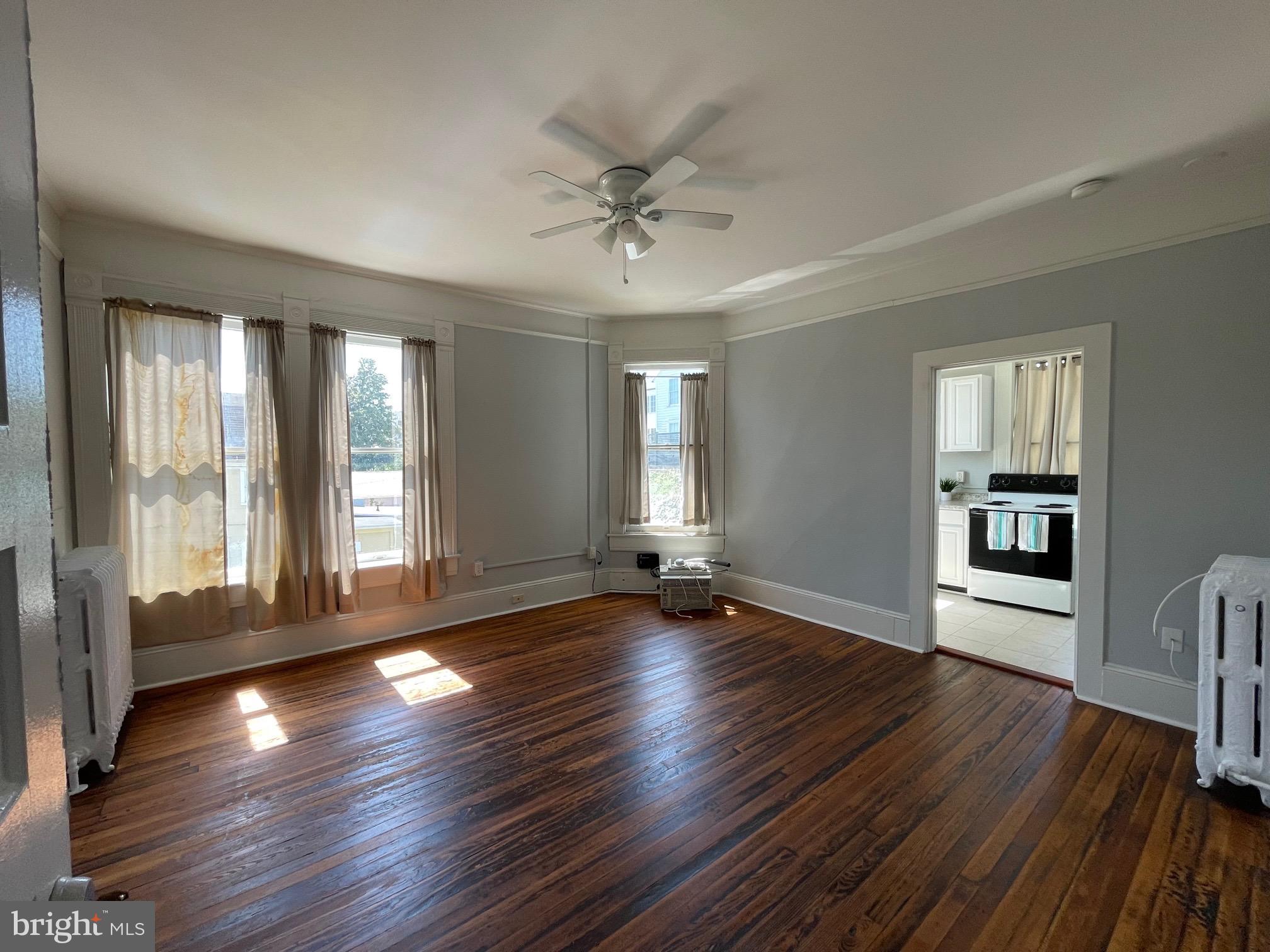 DOWNTOWN FREDERICKSBURG - Residential Lease