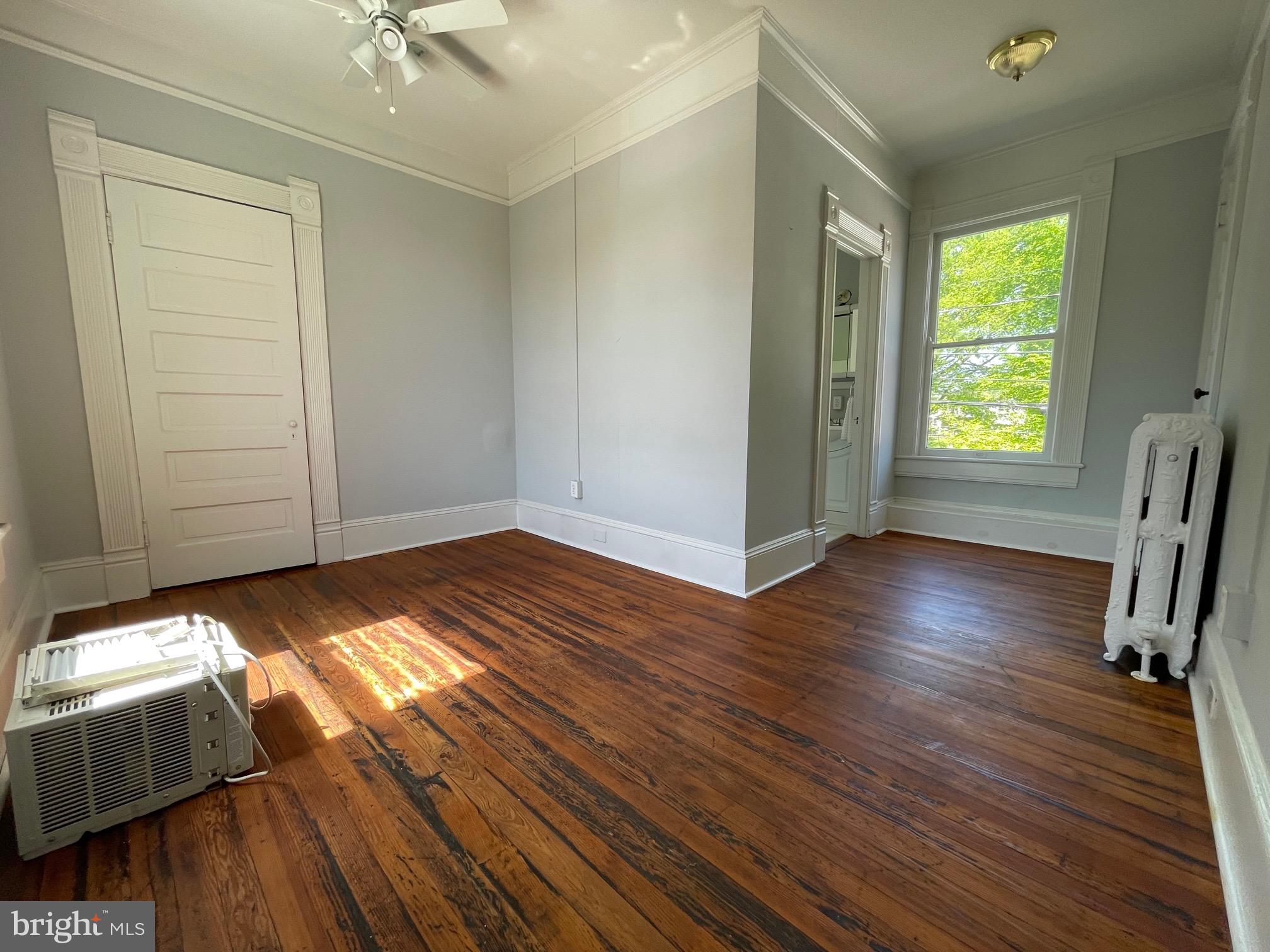 DOWNTOWN FREDERICKSBURG - Residential Lease