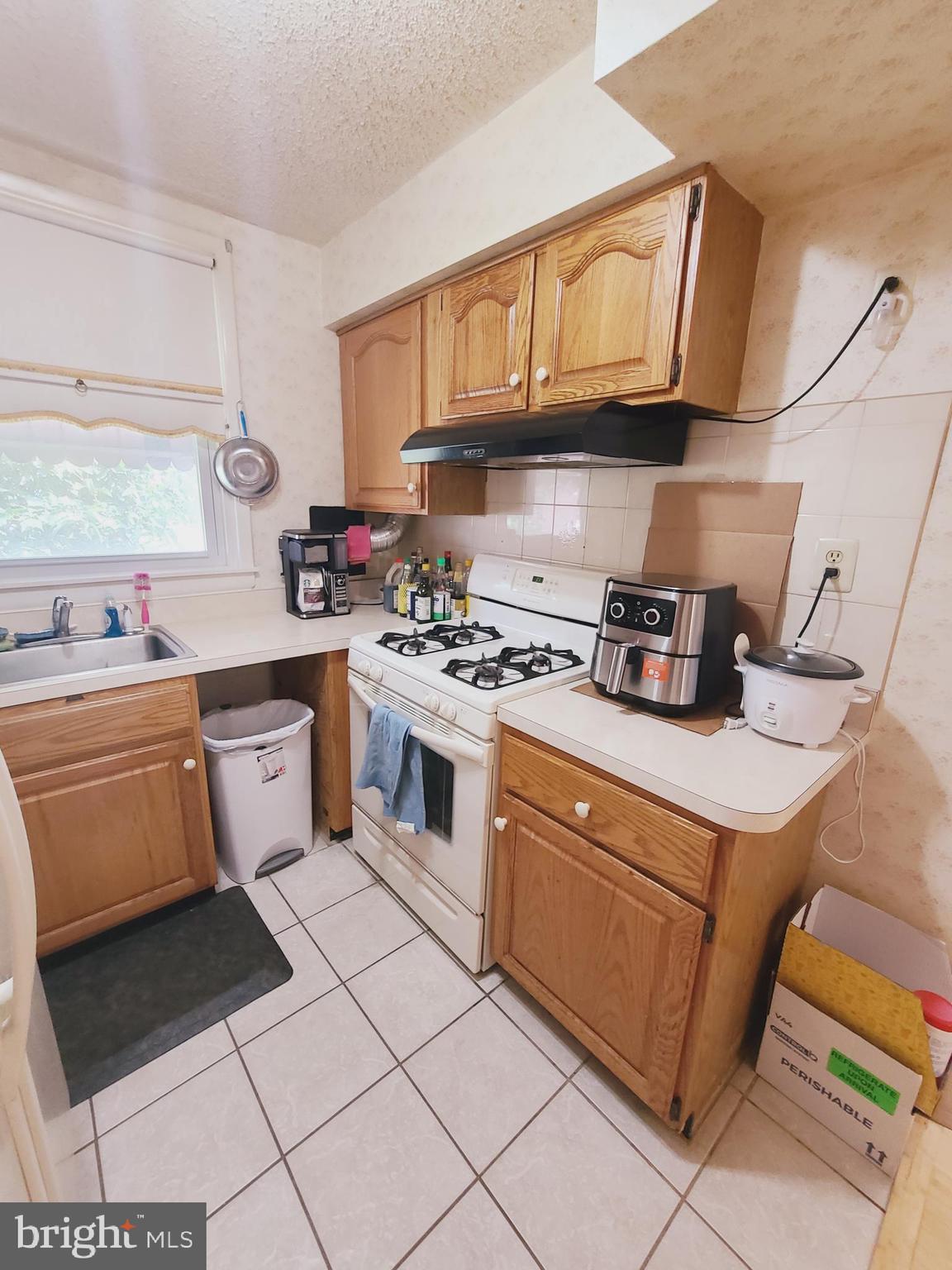 RHAWNHURST - Residential