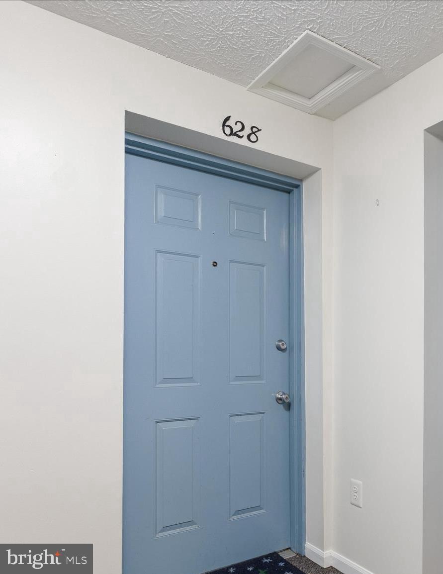 DEEP CREEK COMMONS - Residential