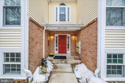 Condo For Sale - 628 Southern Hills Drive #B-2C<br/> ARNOLD, MD 21012