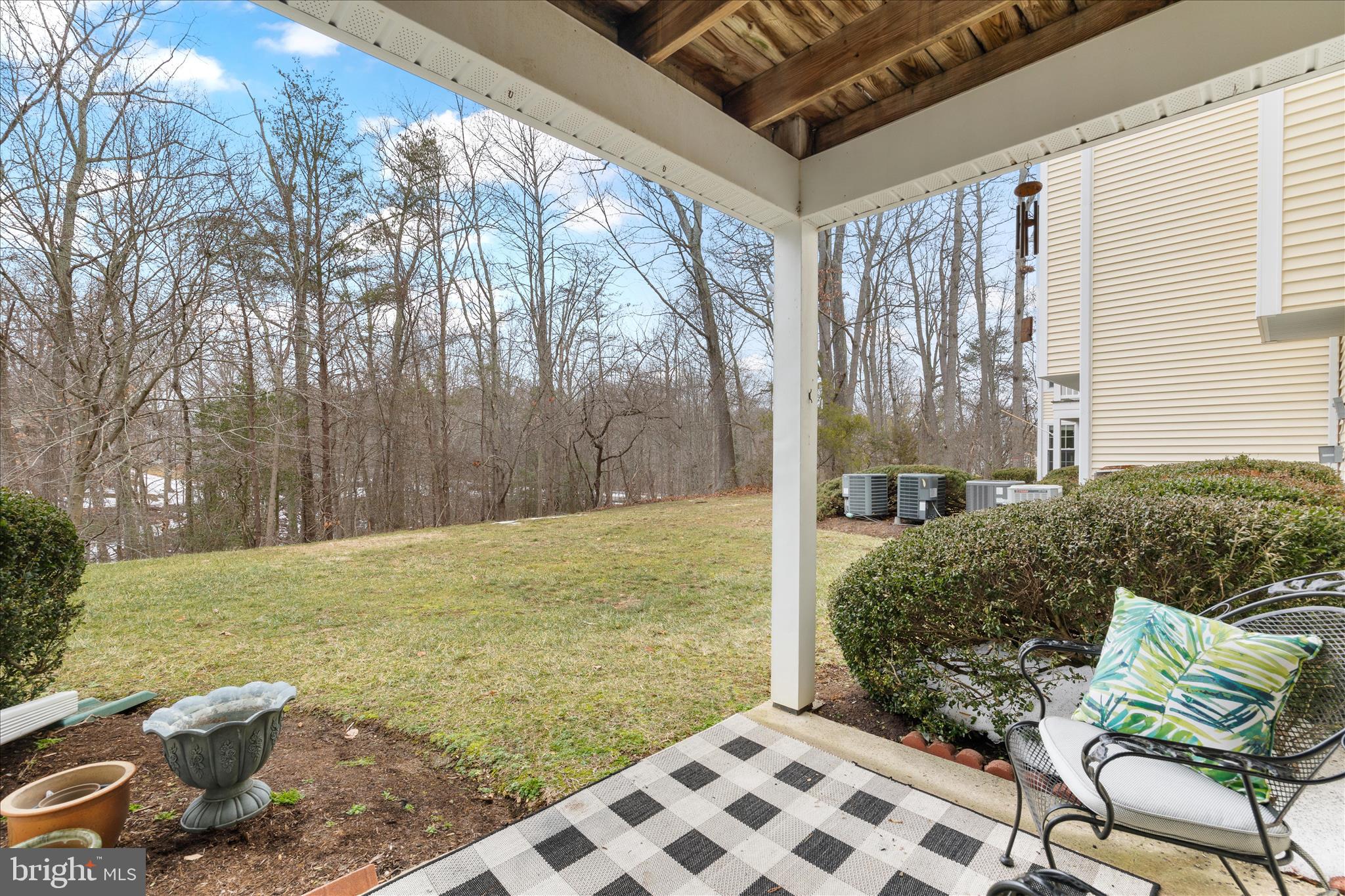 DEEP CREEK COMMONS - Residential