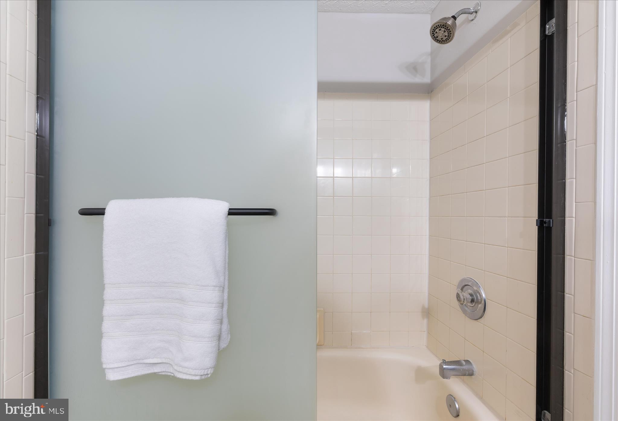 DEEP CREEK COMMONS - Residential