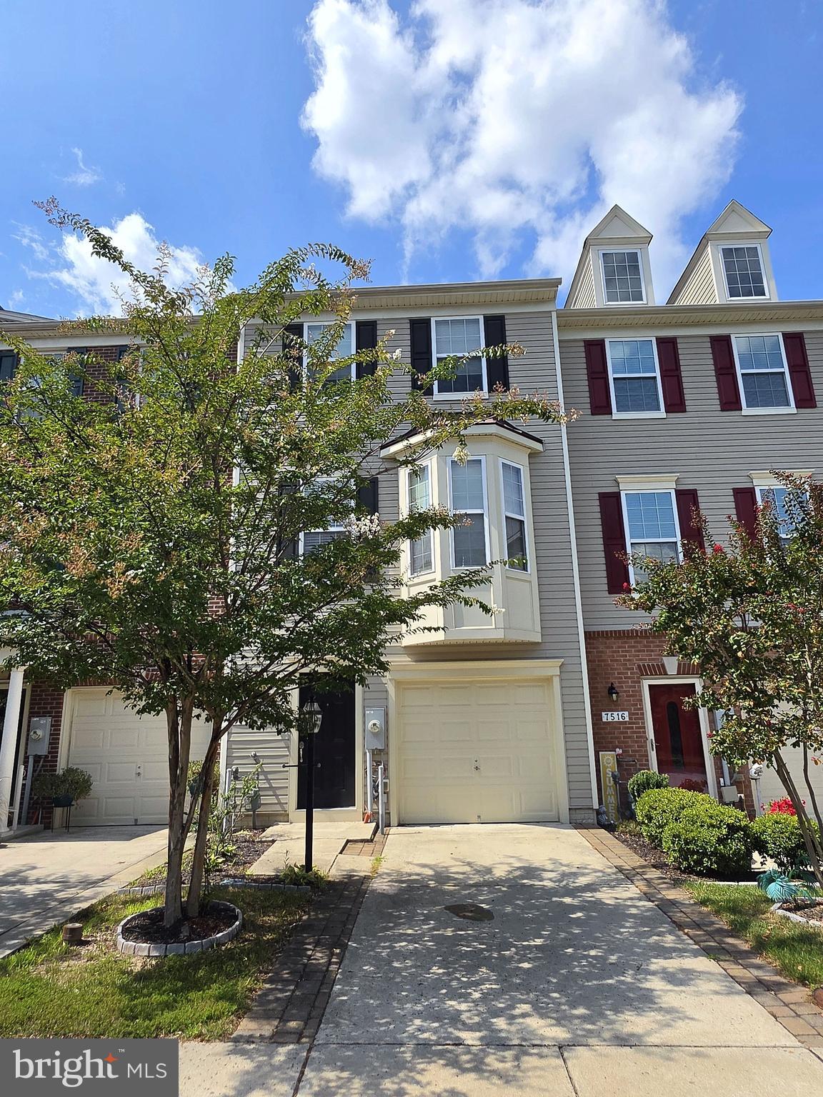 7518 GOLDFINCH COURT