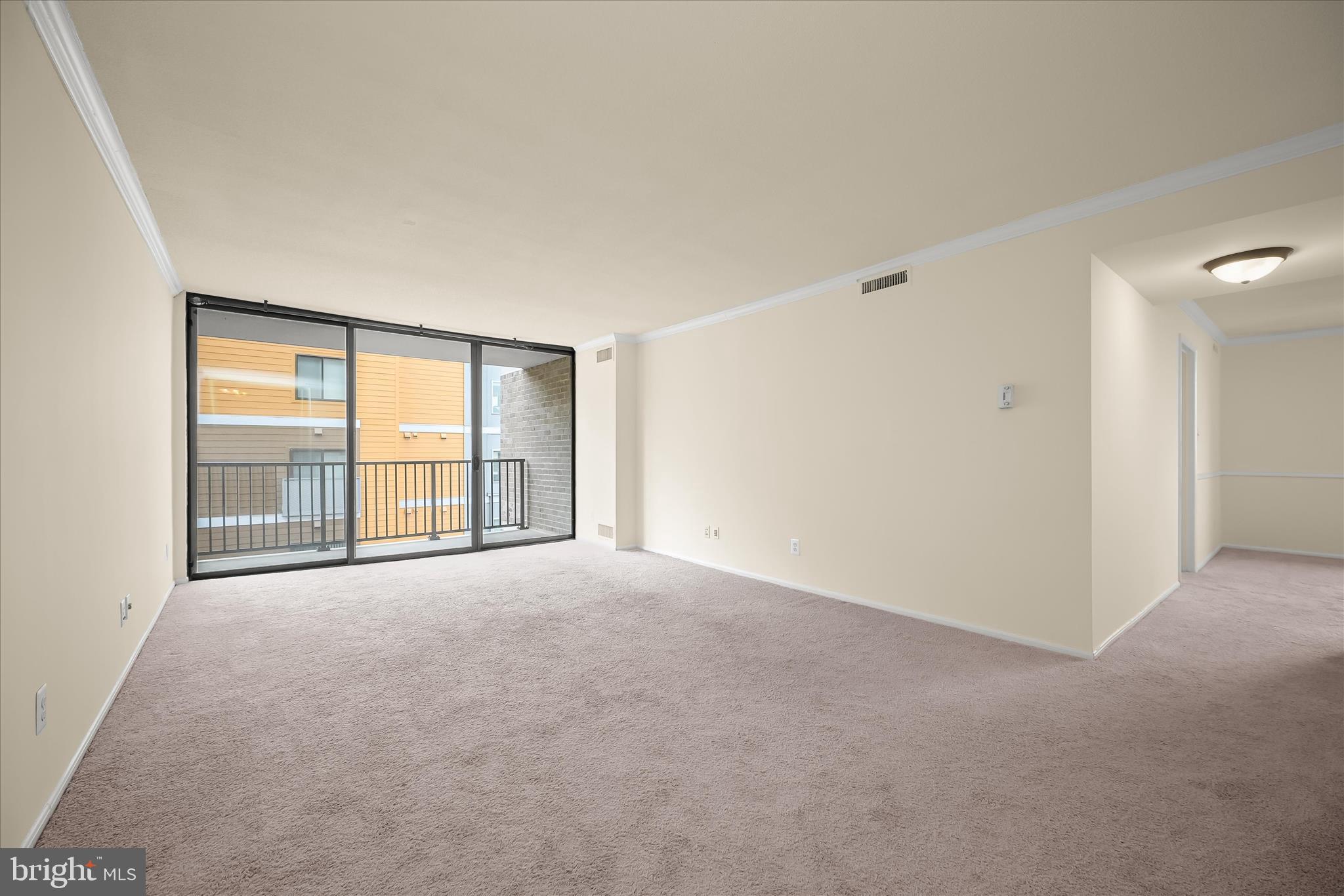 AMERICANA CENTRE - Residential