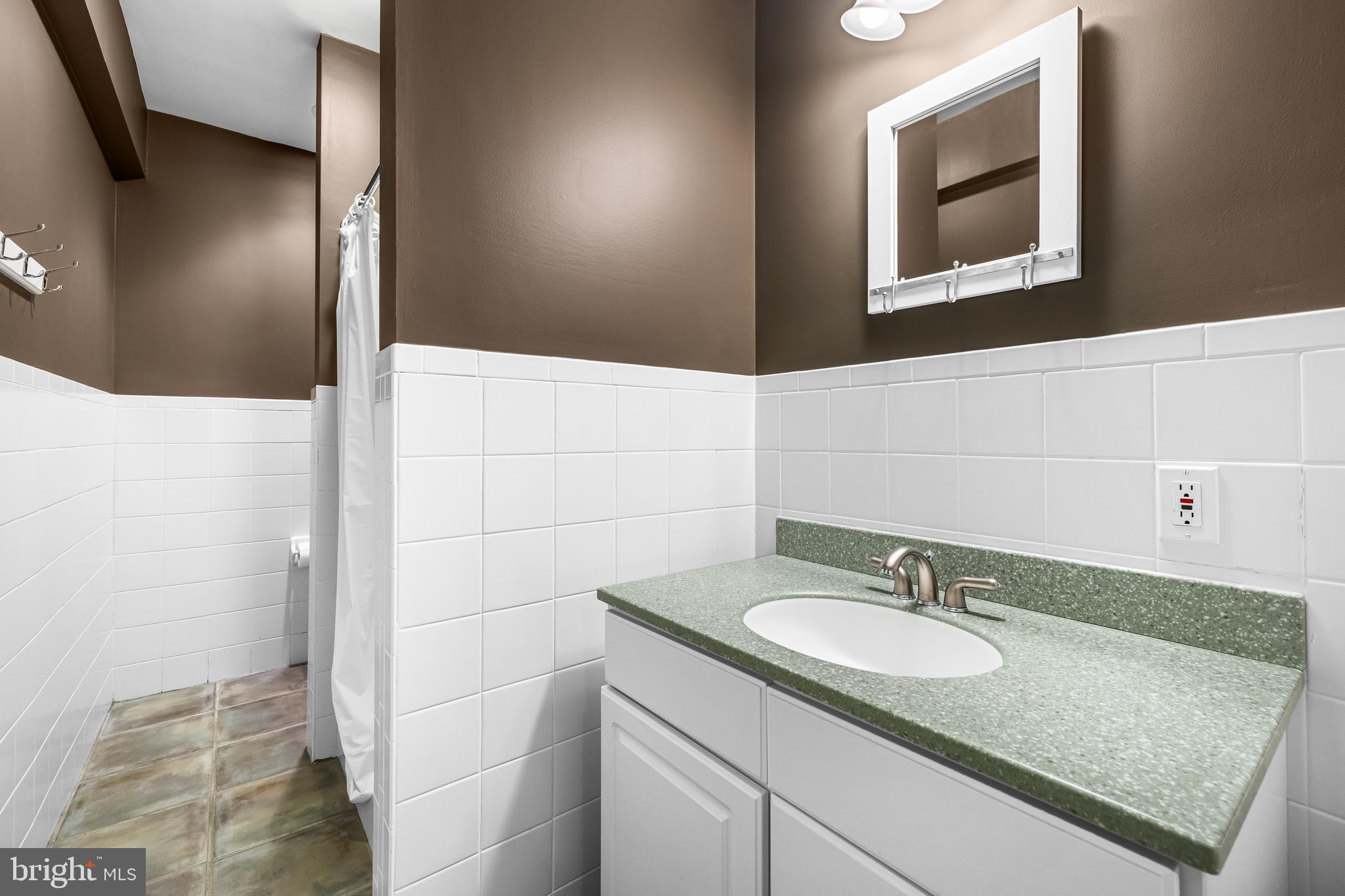 ANTON FARMS - Residential