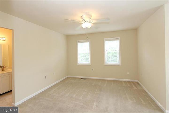 RESTON - Residential Lease