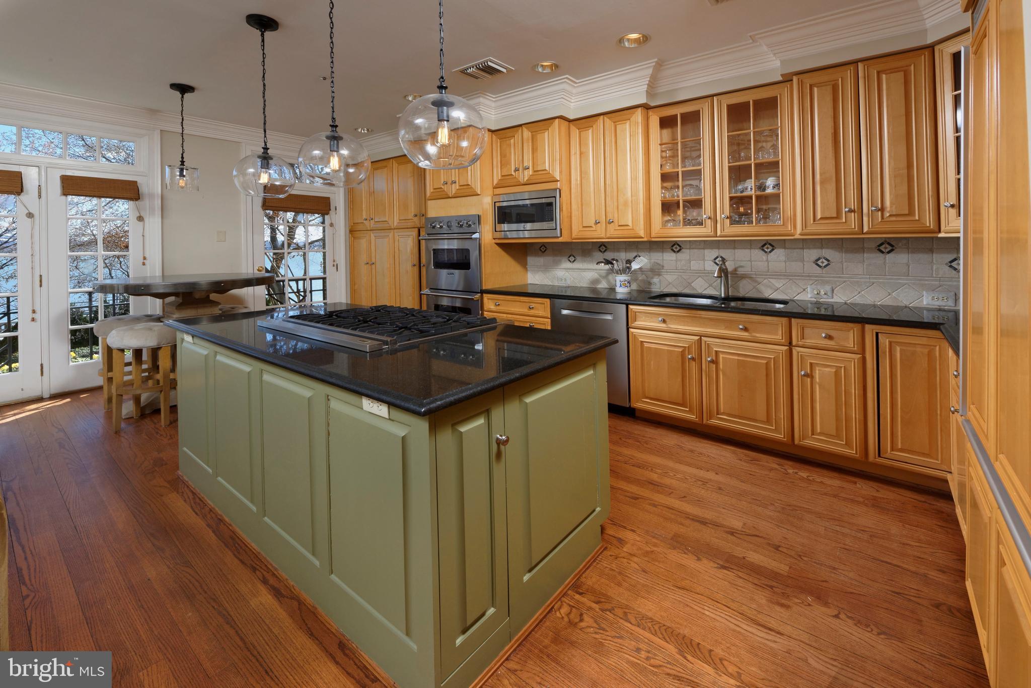 HARBORSIDE - Residential