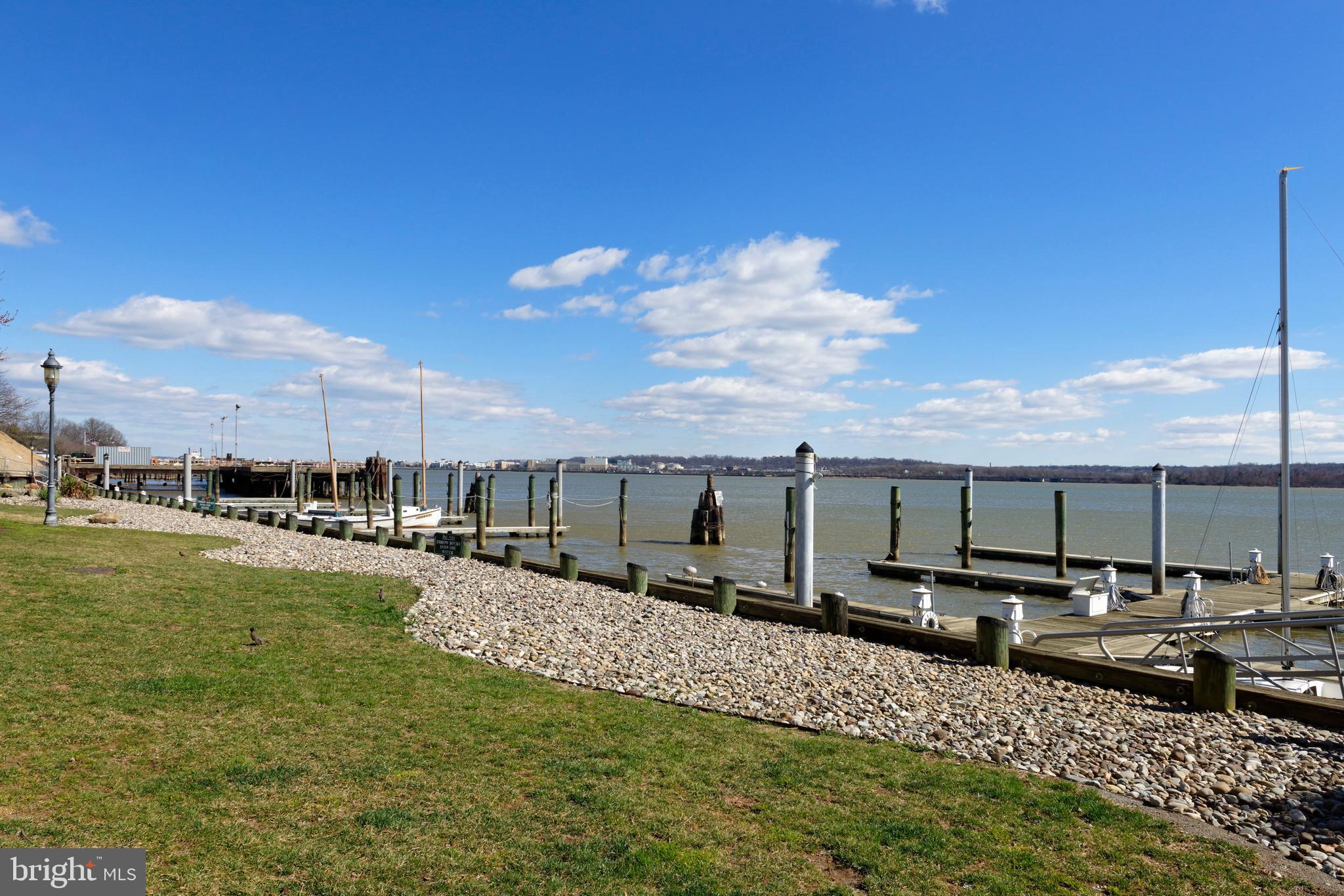 HARBORSIDE - Residential