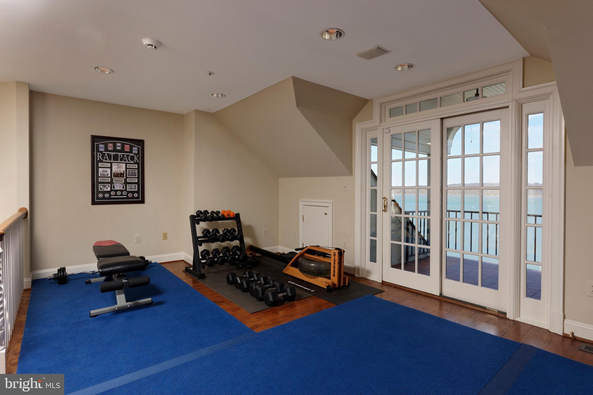 HARBORSIDE - Residential