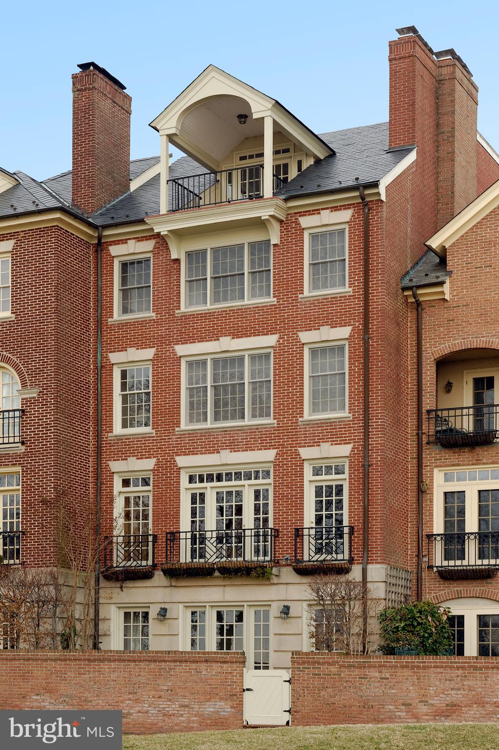 HARBORSIDE - Residential