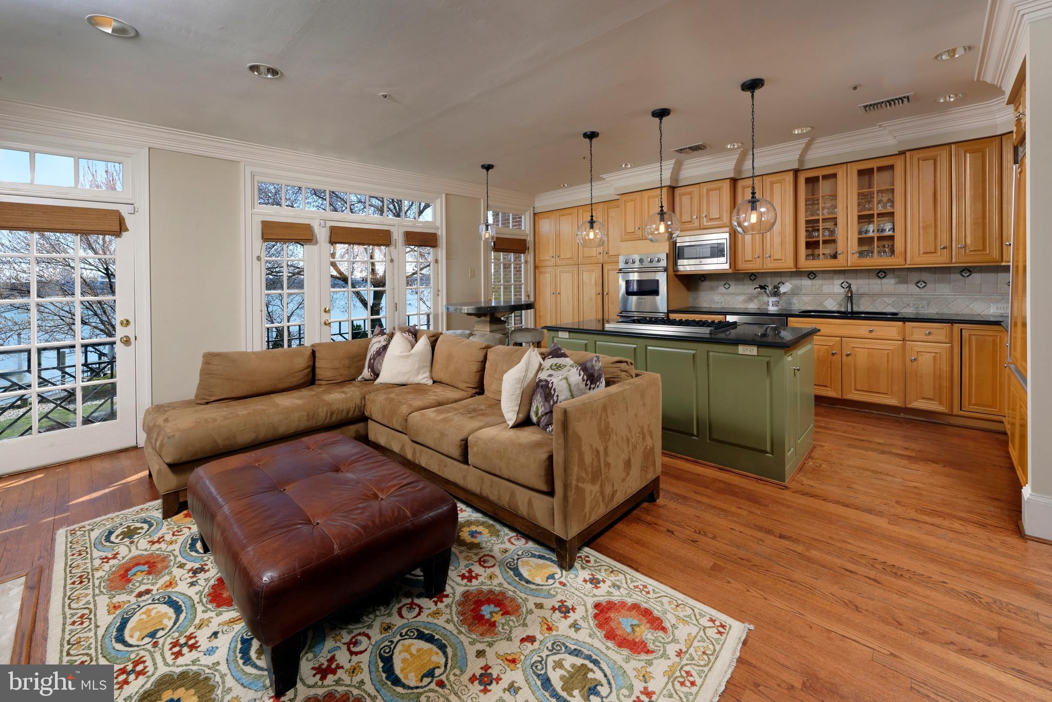 HARBORSIDE - Residential