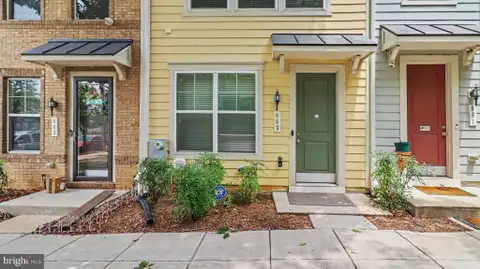 MLS: DCDC2272876