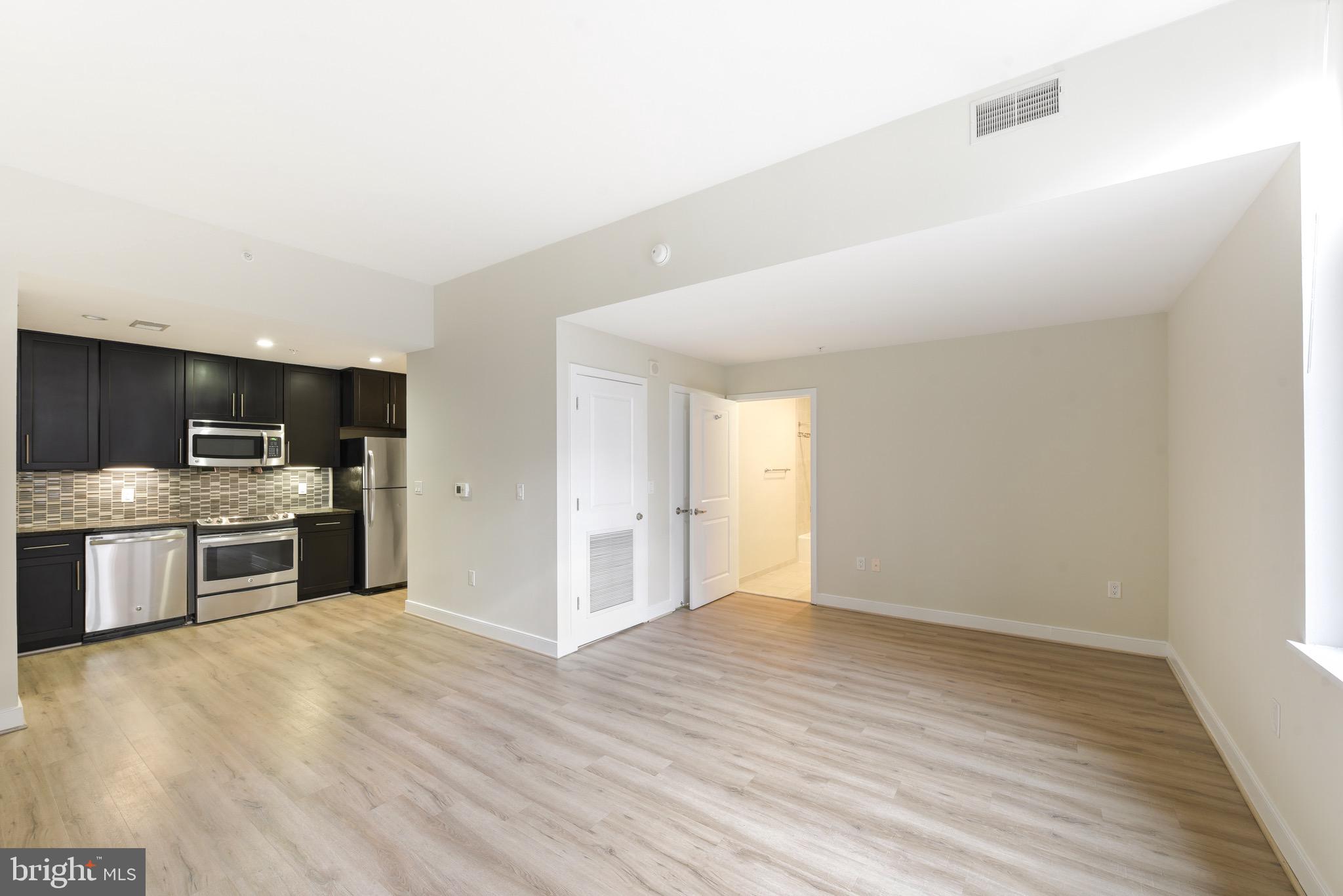 2 M STREET NE 1230