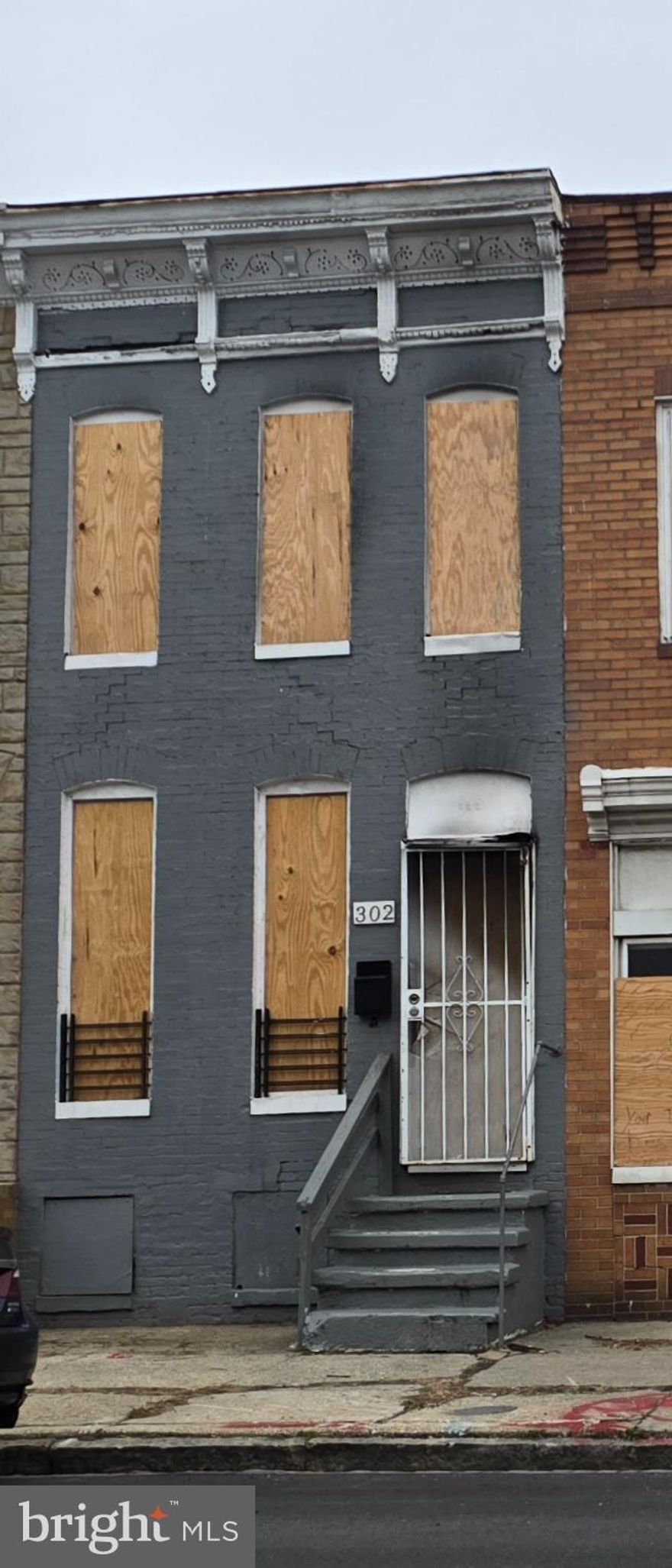 Investor Special in Carrollton Ridge!
This single-family rowhouse in the rapidly improving Carrollton Ridge neighborhood offers a prime renovation opportunity for savvy investors or contractors. The property sustained fire damage but retains solid structural bones, providing a strong foundation for a full rehab.
The home is assumed to feature 3 bedrooms and 1 full bath, with a layout well-suited for modern updates. The neighboring property has just been fully renovated, making this an ideal candidate to be next and helping support future value.
Carrollton Ridge continues to see increased redevelopment and revitalization, making this property a great option for a buy-and-hold rental strategy or a renovate-and-resell project.
Bring your vision and unlock the potential—don’t miss this opportunity to invest in an up-and-coming Baltimore neighborhood.