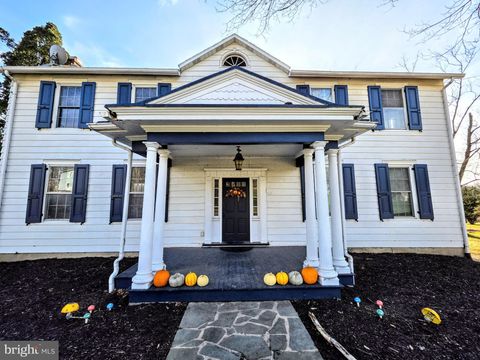 Photo of 155 W Adamsdale Road, SCHUYLKILL HAVEN, PA 17972 (MLS # PASK2024774)