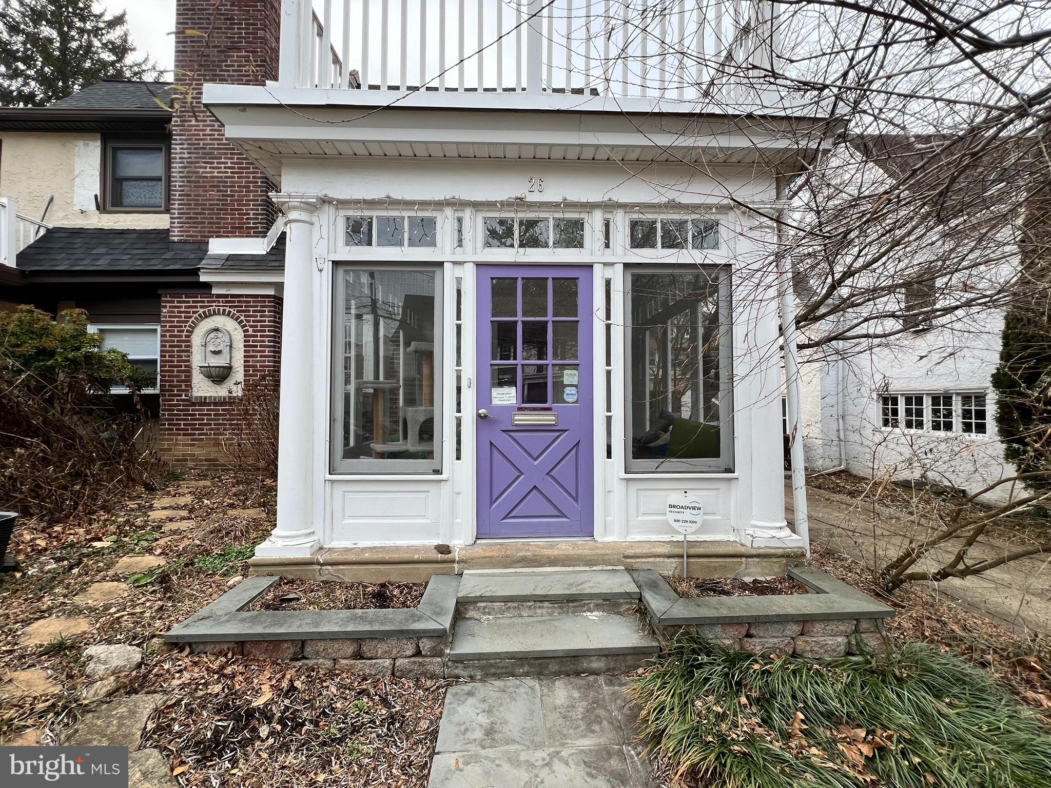 GLADSTONE MANOR - Residential