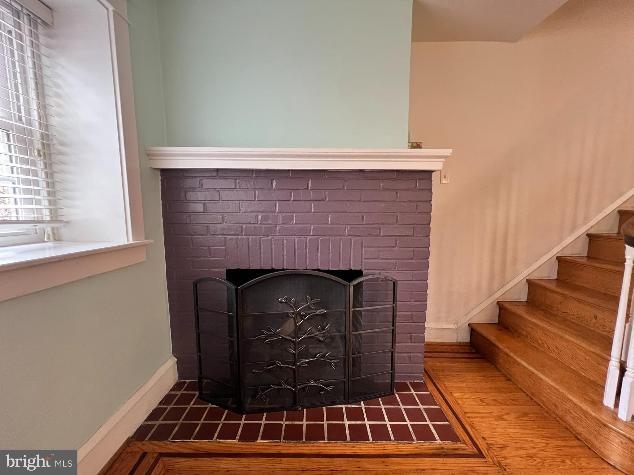 GLADSTONE MANOR - Residential