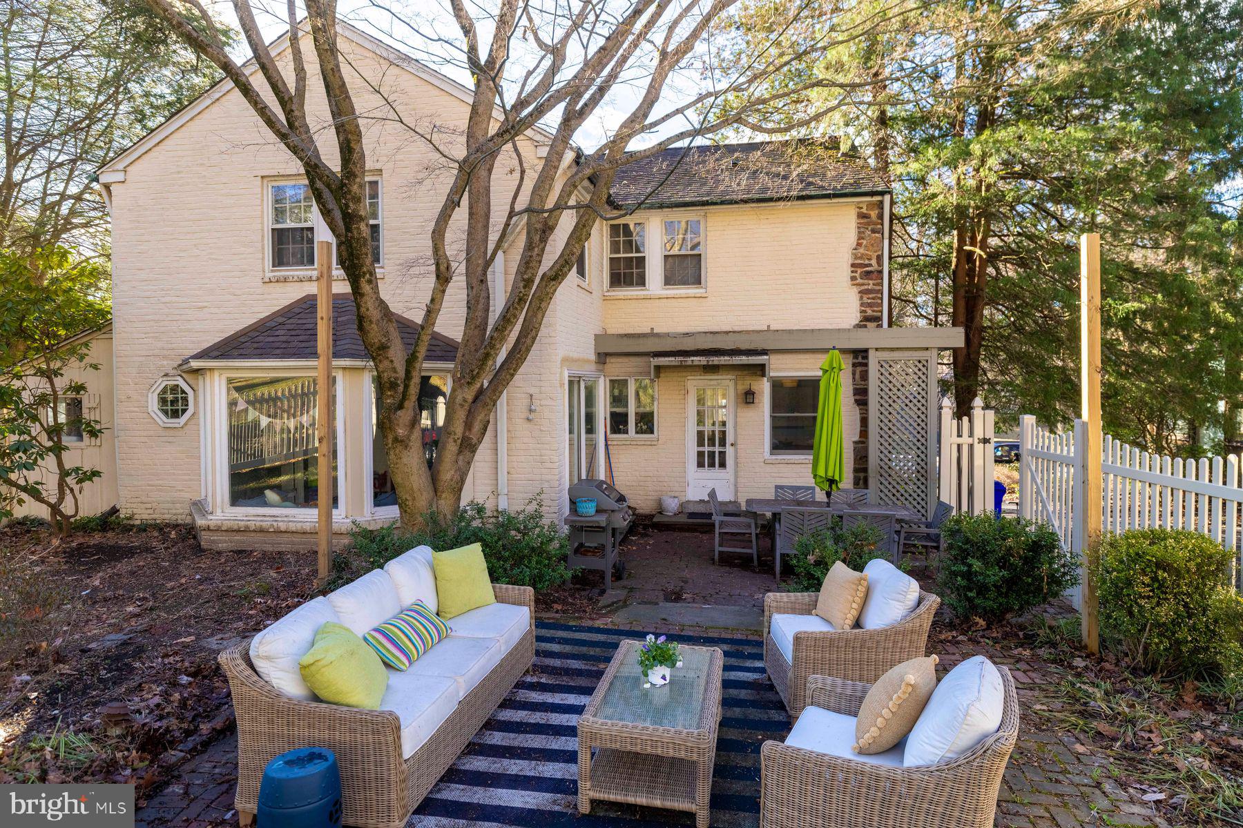 ELKINS PARK - Residential