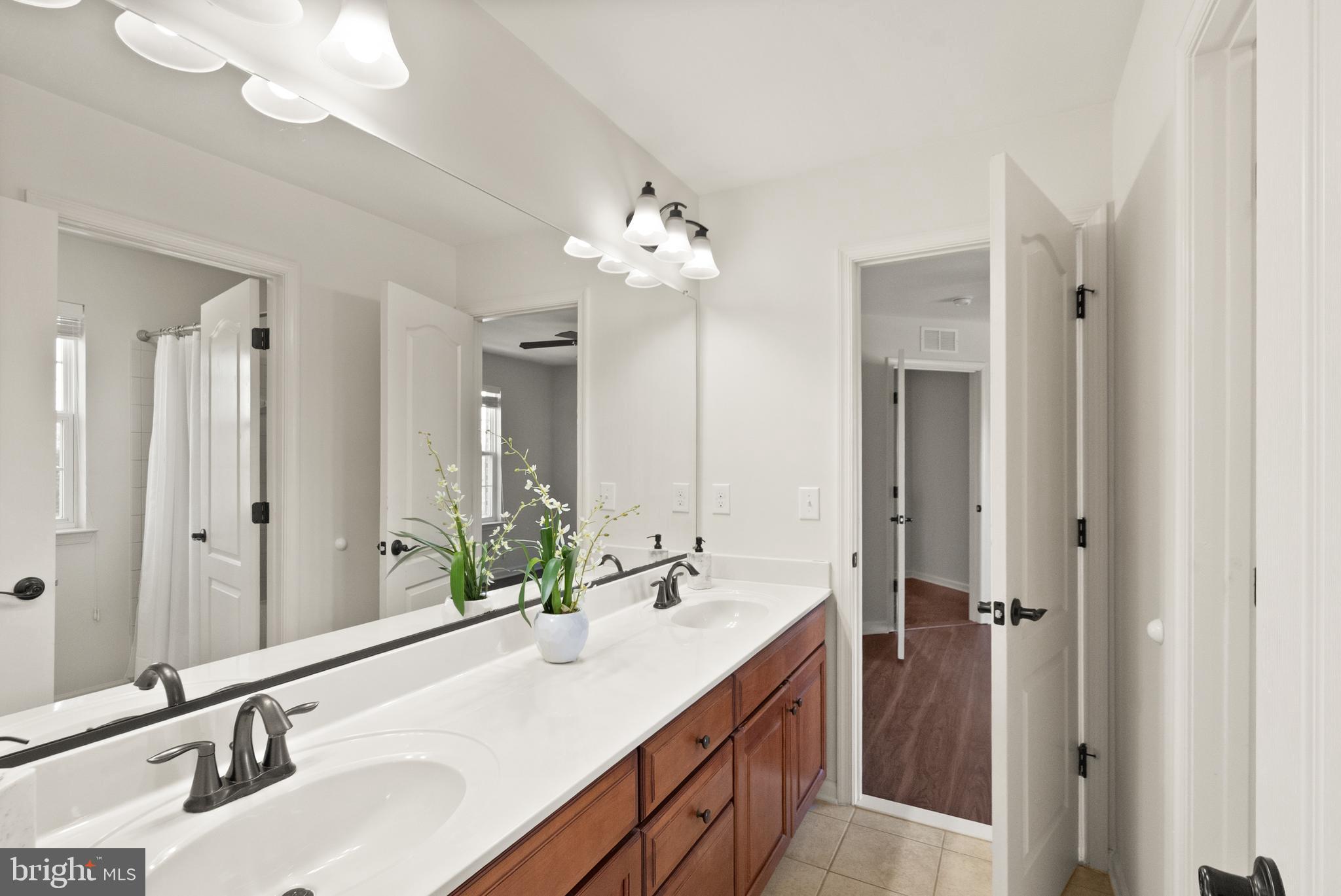 BRAMBLETON - Residential