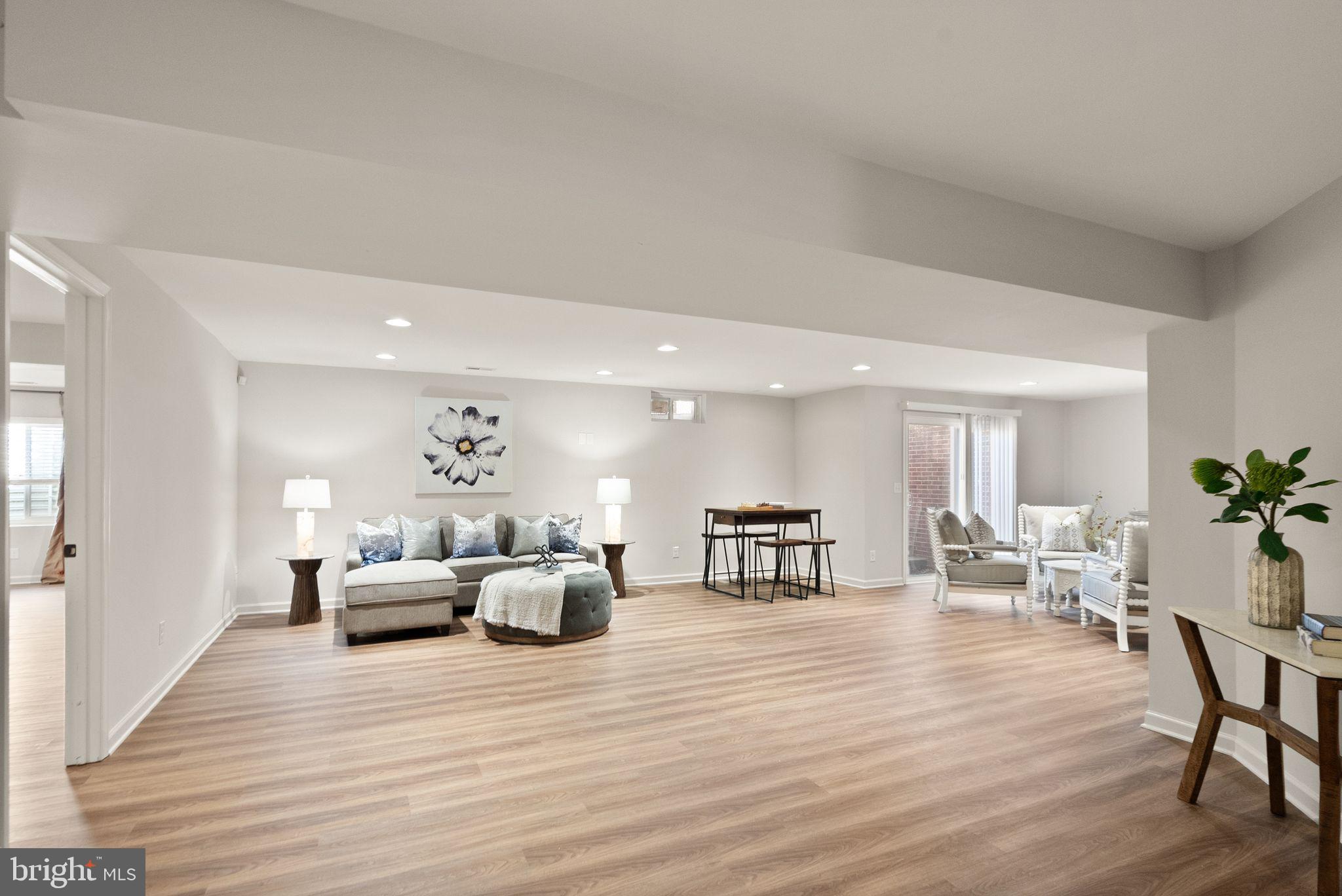 BRAMBLETON - Residential