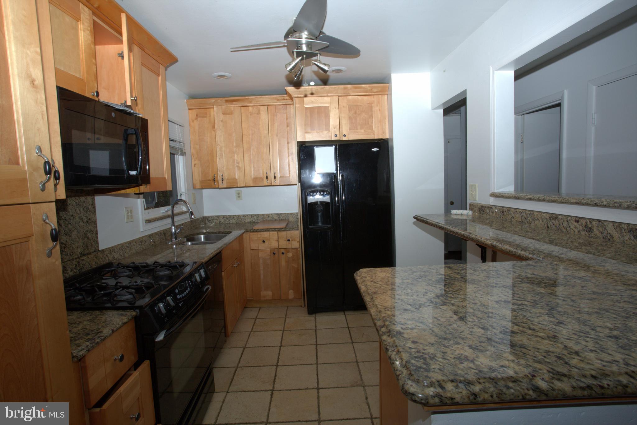 BROOKE MANOR - Residential Lease