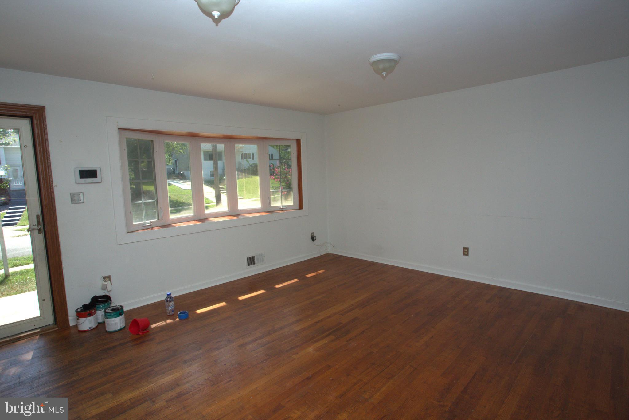 BROOKE MANOR - Residential Lease