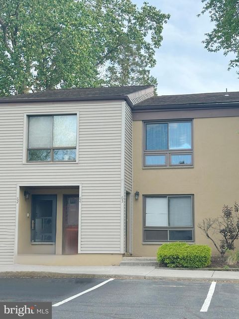Condo For Sale - 63 Banner Court<br/> MARLTON, NJ 08053