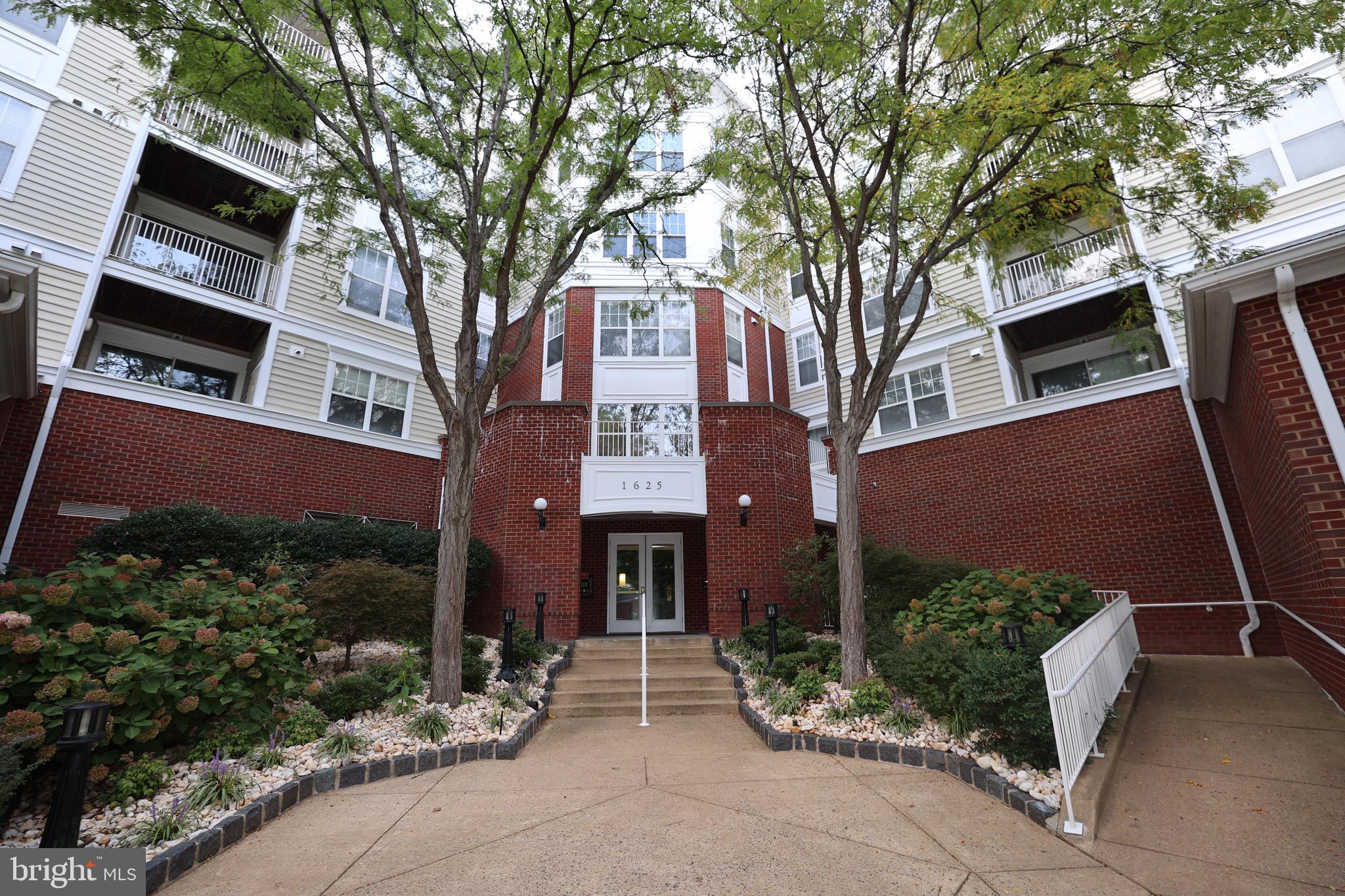 LILLIAN COURT AT TYSONS - Residential Lease
