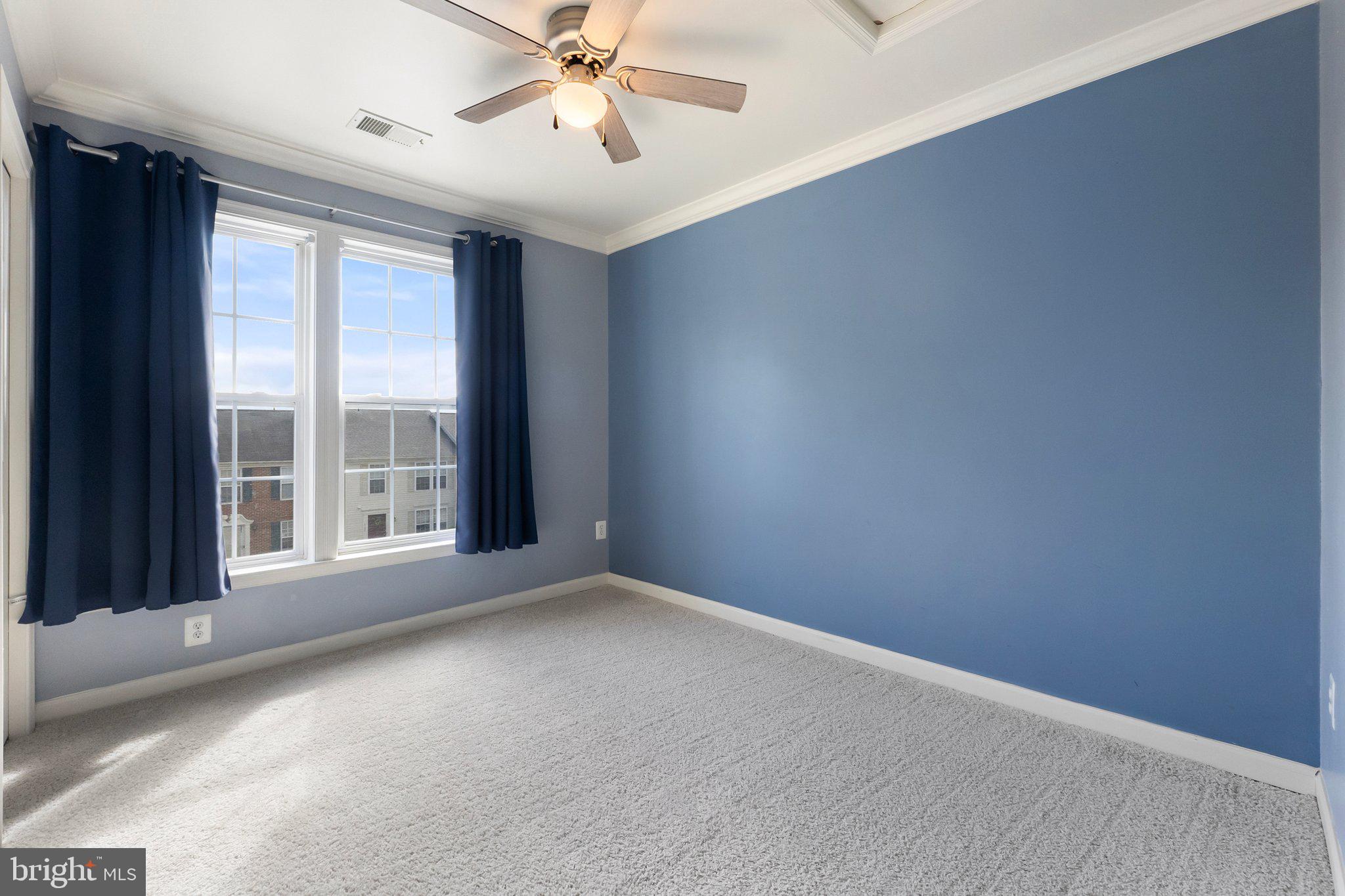 LAKELAND PLACE - Residential