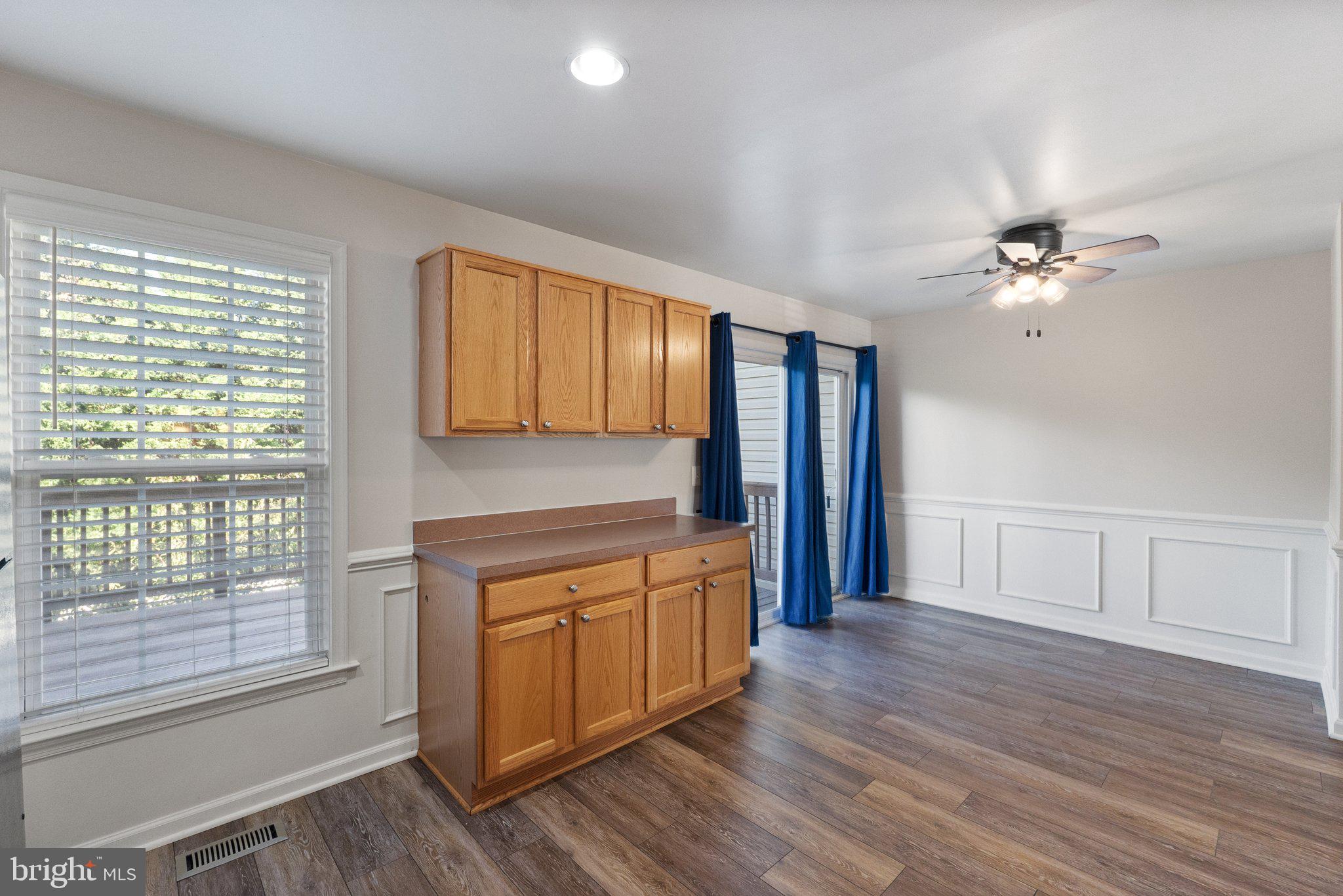 LAKELAND PLACE - Residential