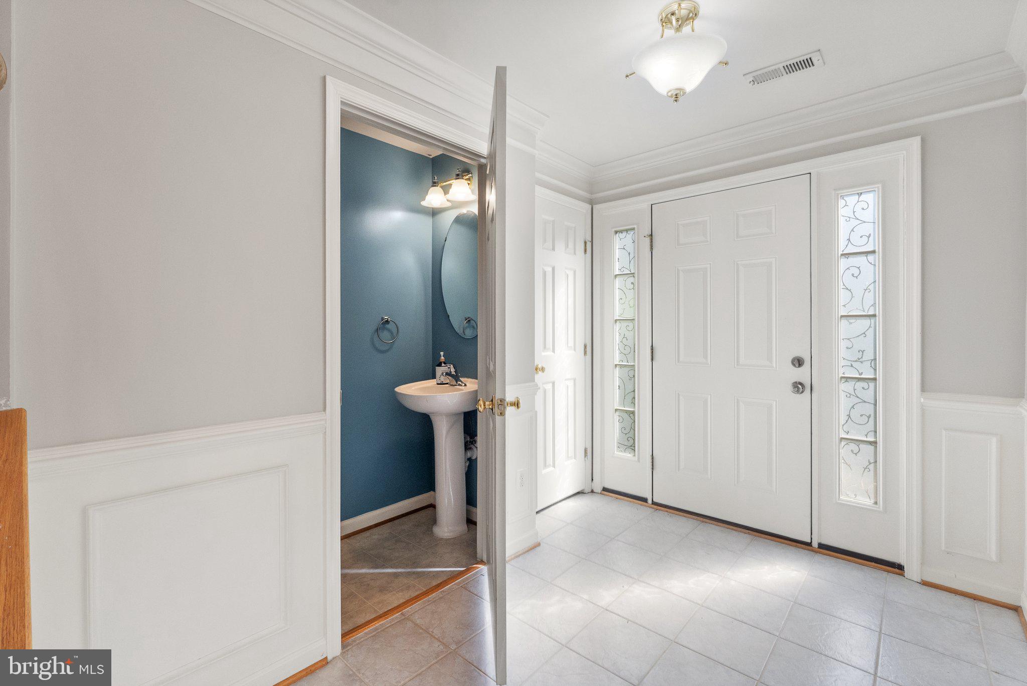 LAKELAND PLACE - Residential