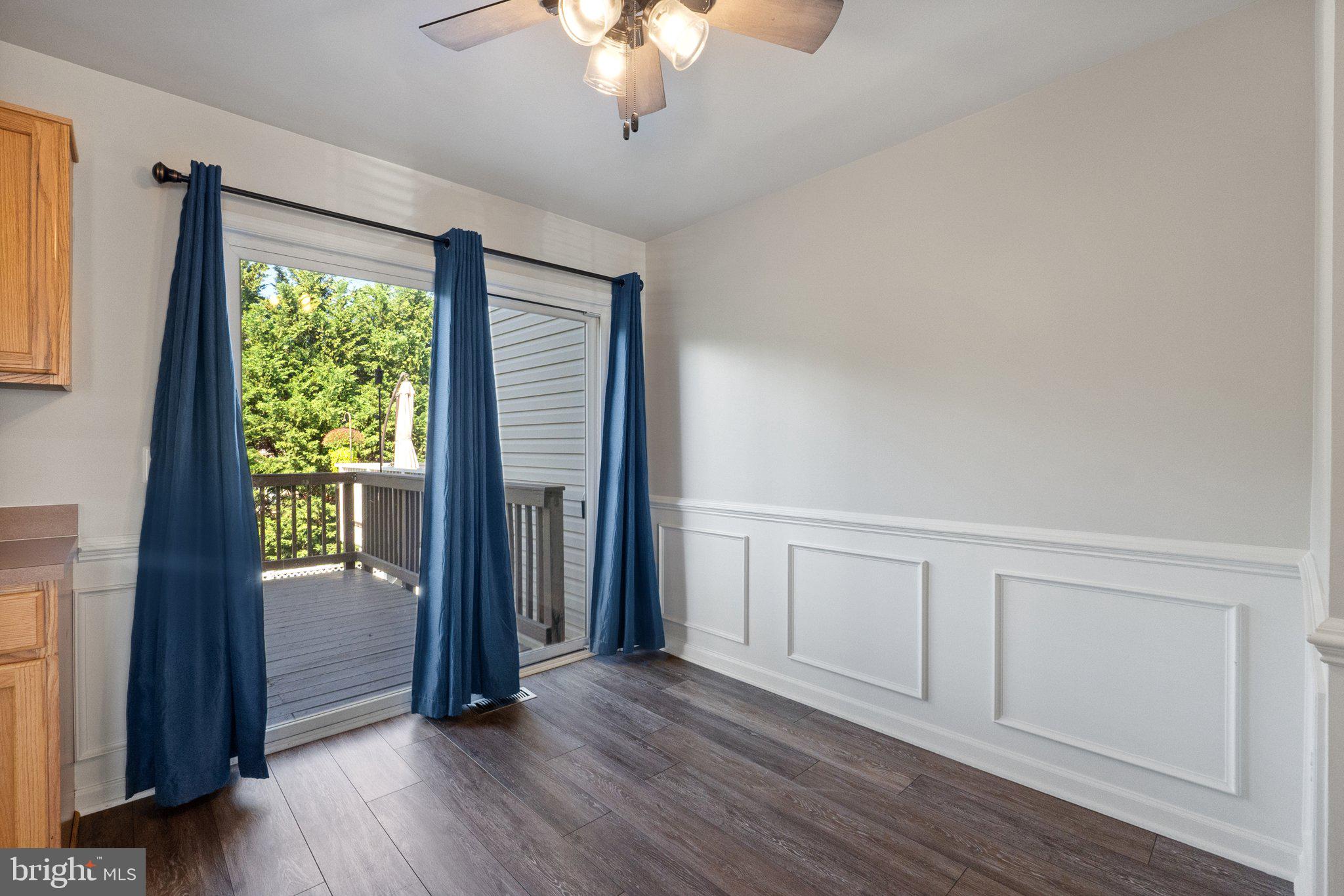 LAKELAND PLACE - Residential