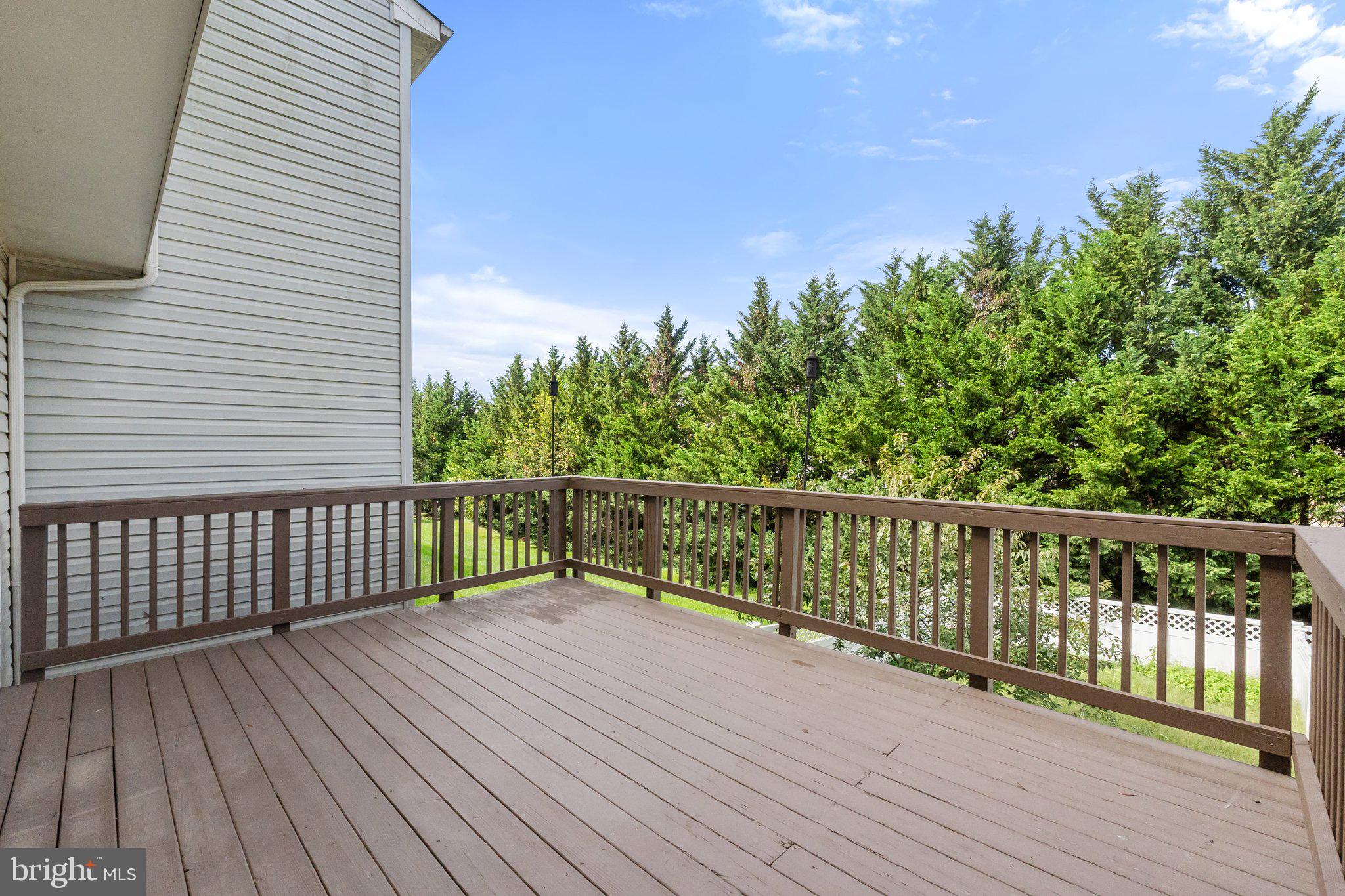 LAKELAND PLACE - Residential