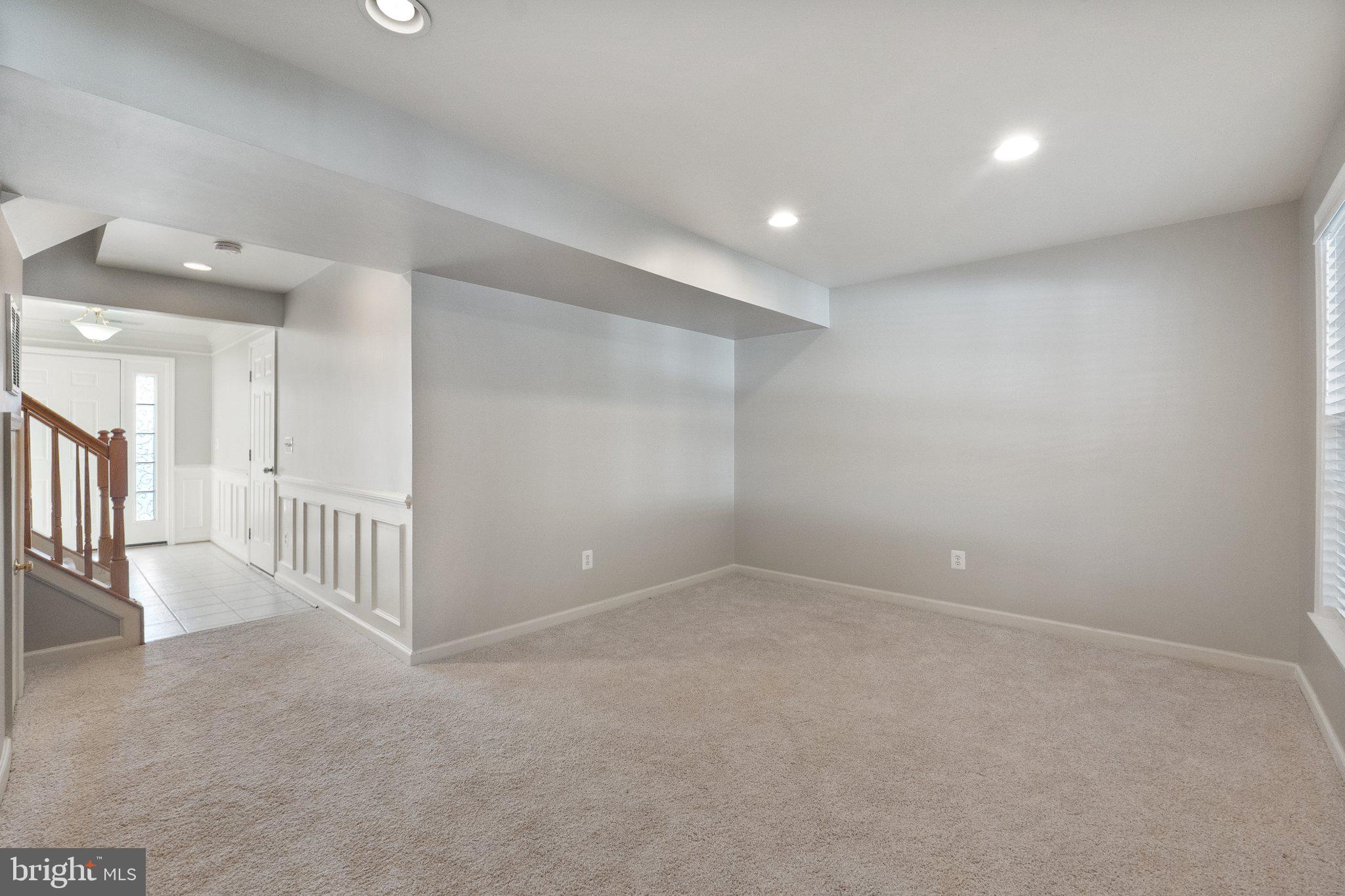 LAKELAND PLACE - Residential