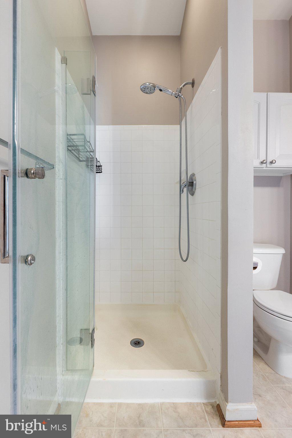 LAKELAND PLACE - Residential