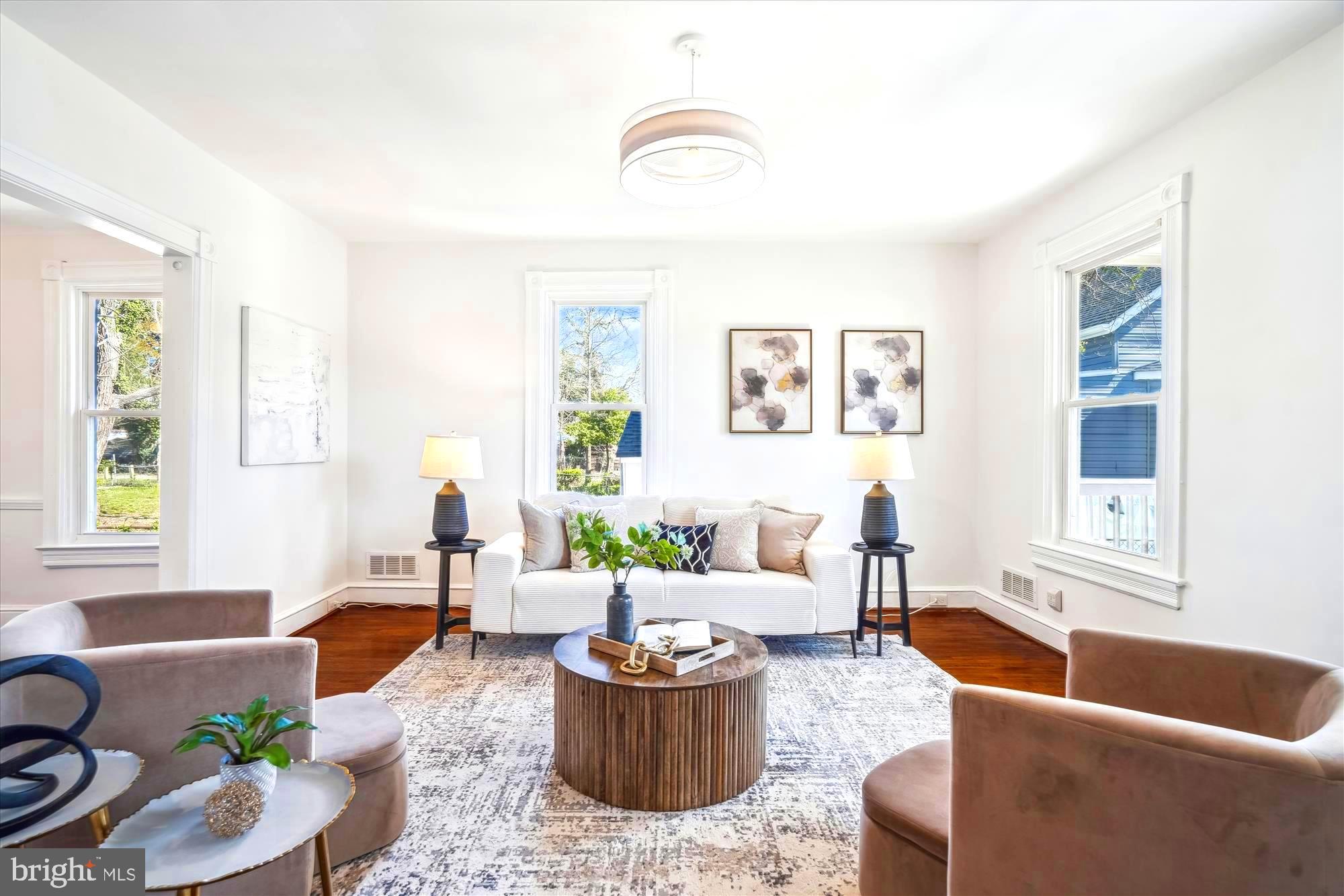 HOLLADAY - Residential