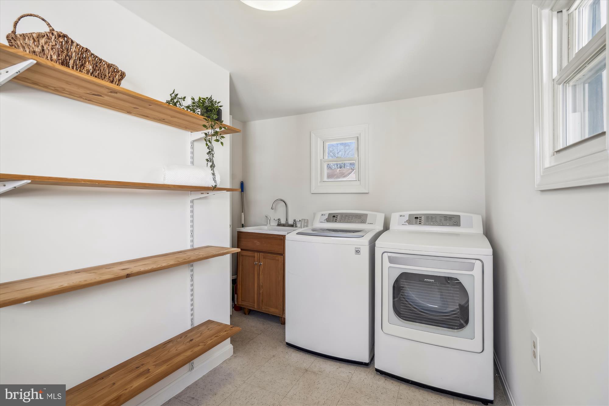 HOLLADAY - Residential